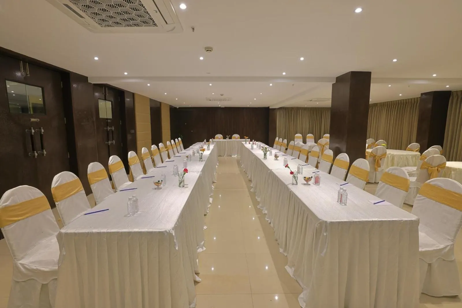 Hotel Grand Continent Premiere, Banjara Hills, Hyderabad