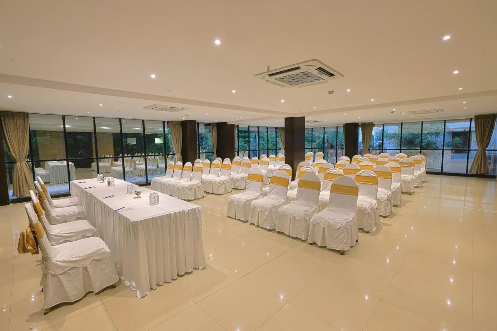 Hotel Grand Continent Premiere, Banjara Hills, Hyderabad