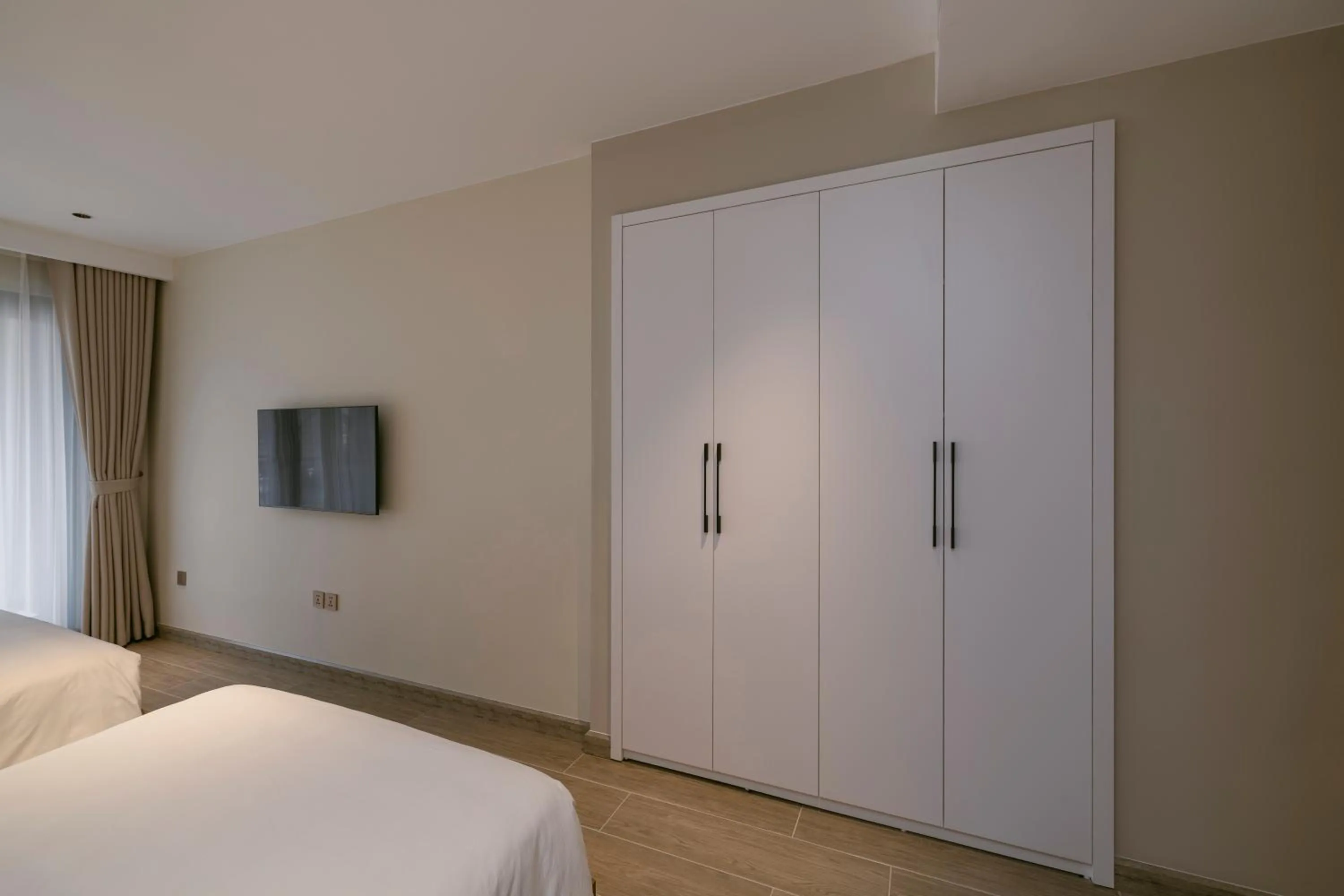 TV and multimedia, Bed in CIBI Homes - Hanoi Central Living Space