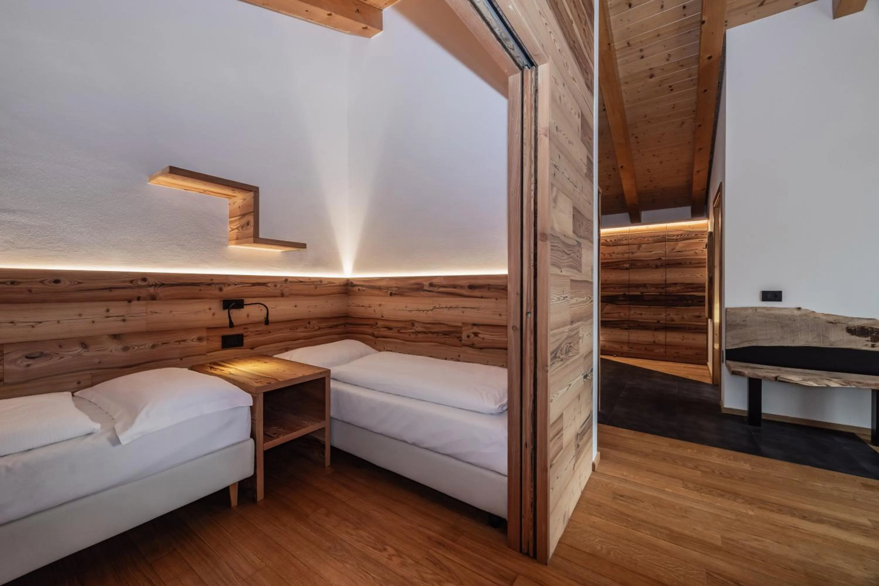 Bed in Hotel Ravelli Luxury Spa