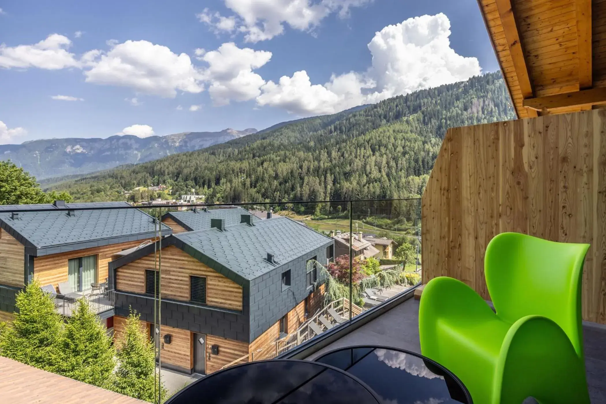 King Room with Mountain View in Hotel Ravelli Luxury Spa King Room with Mountain View in Hotel Ravelli Luxury Spa