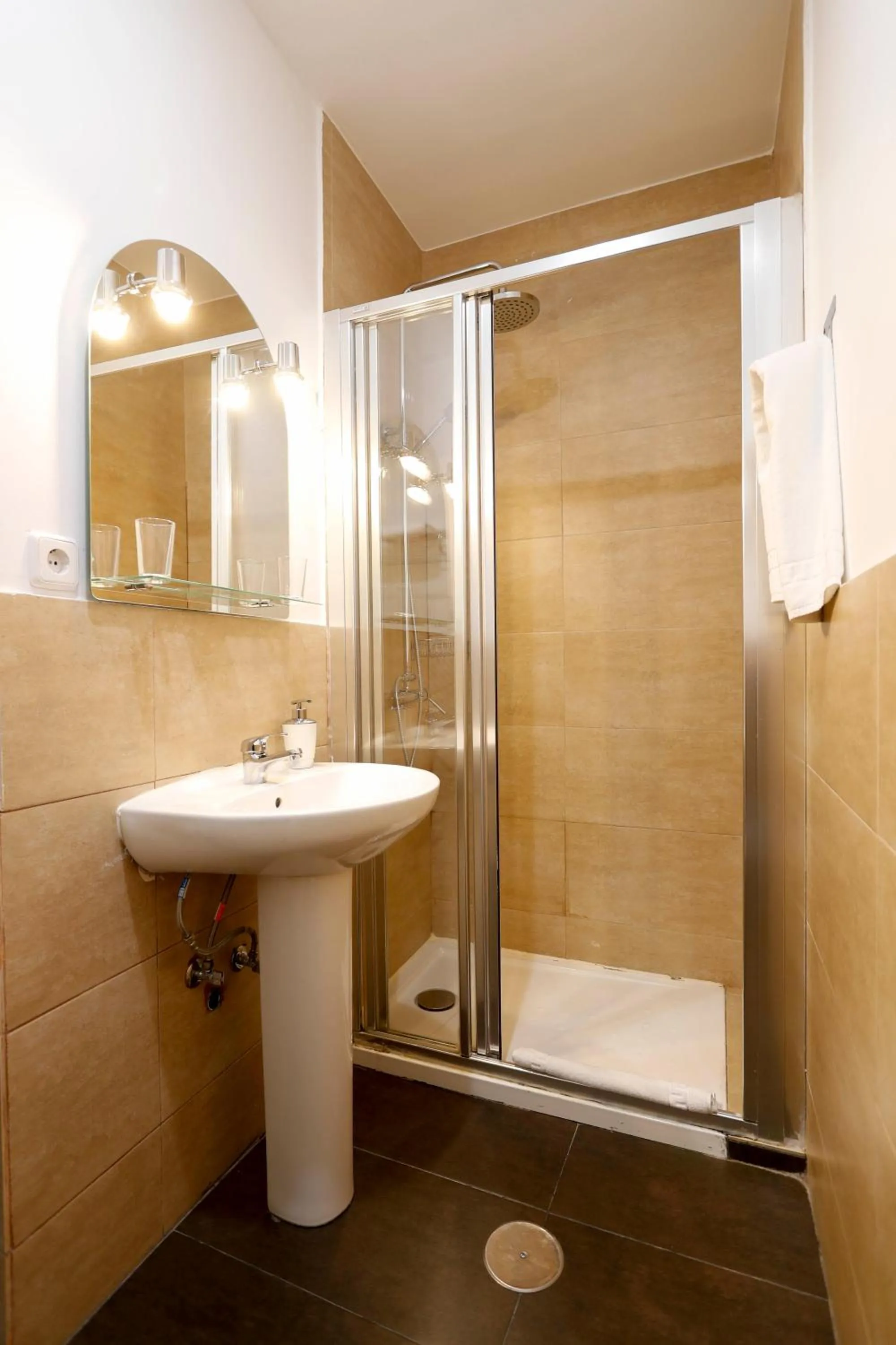 Bathroom in Hostal Escala Suites