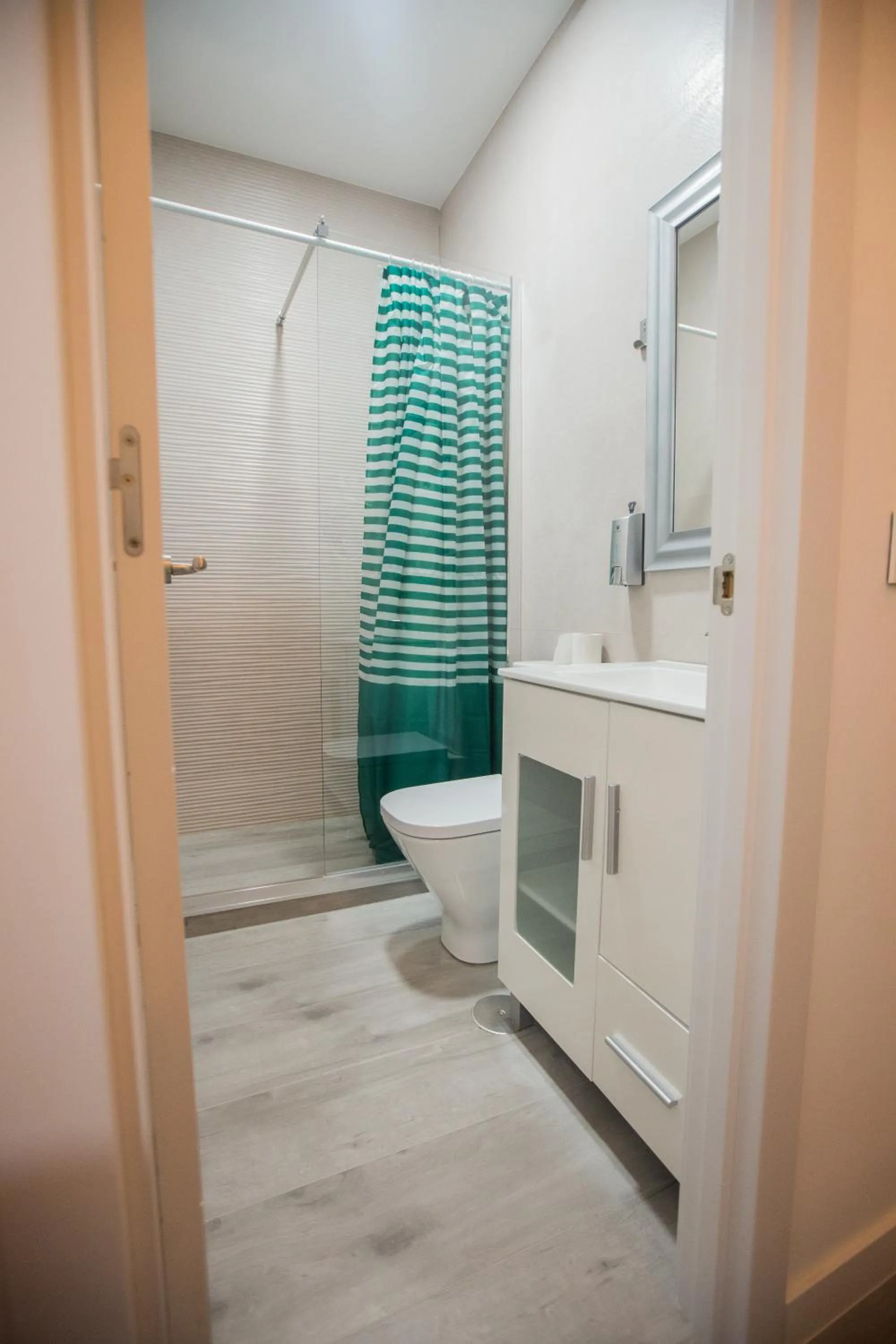 Bathroom in Hostal Escala Suites