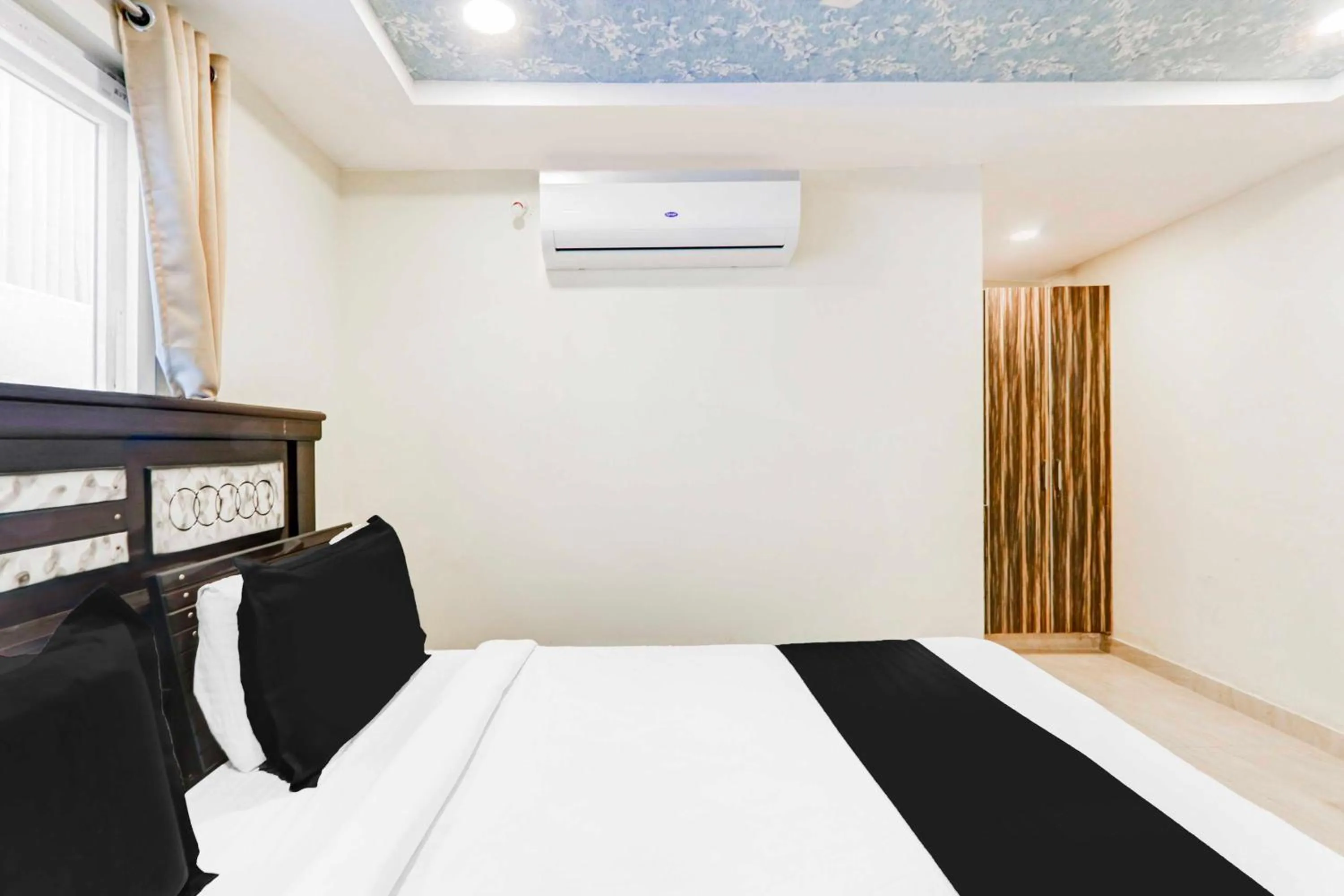 Bedroom, Bed in Hotel O Warangal Central Station