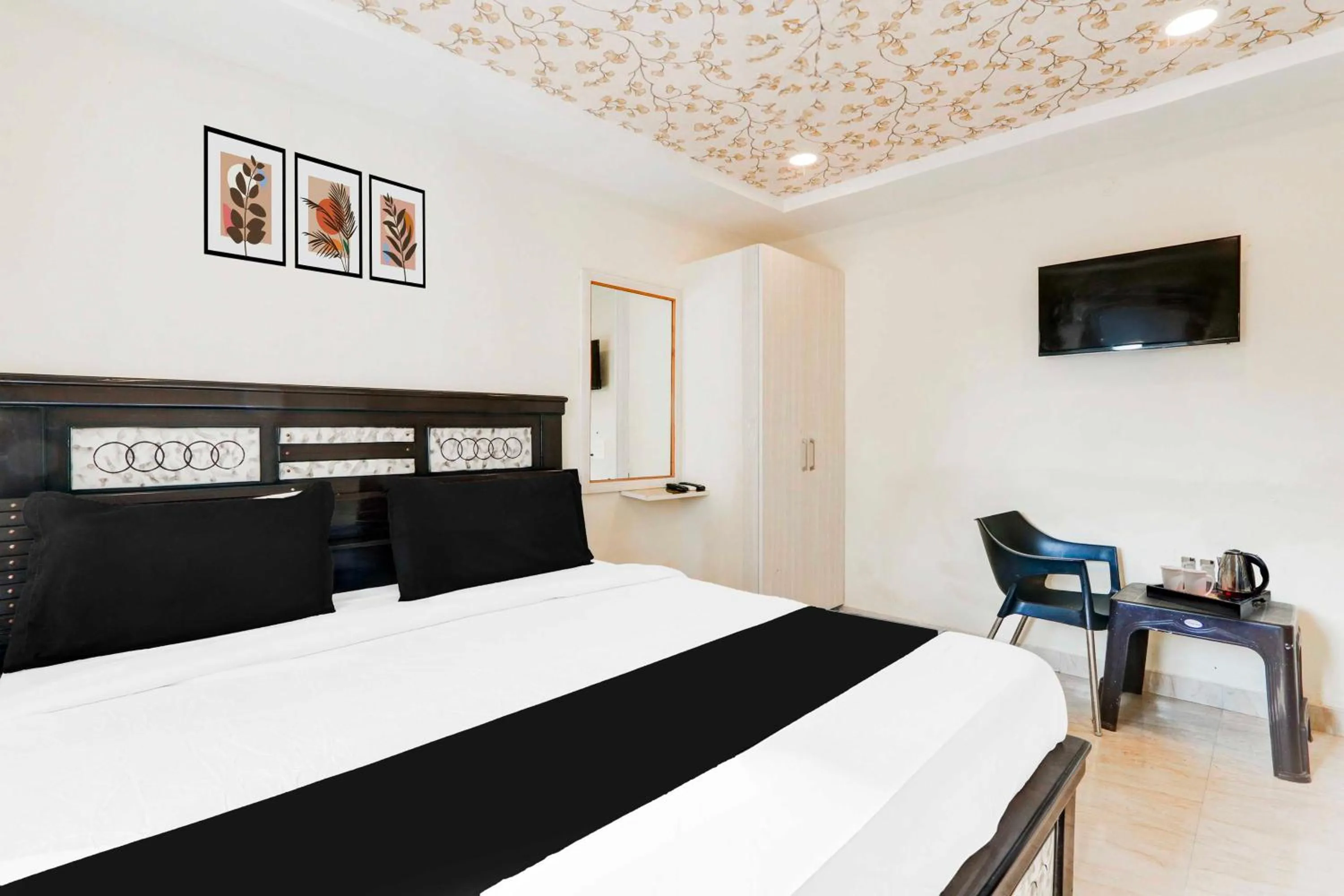 Bedroom, Bed in Hotel O Warangal Central Station