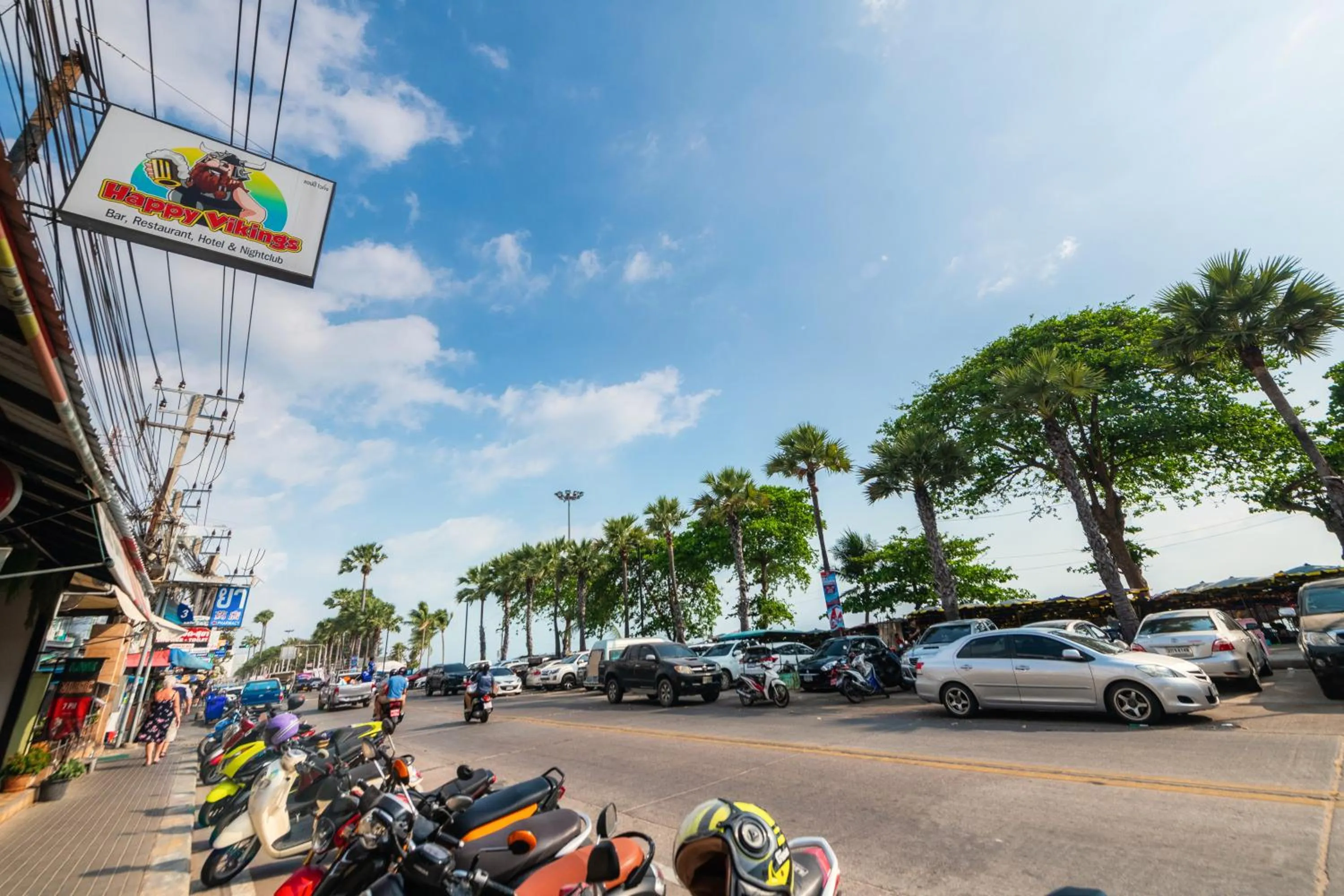 Day in Happy Vikings - Beachfront