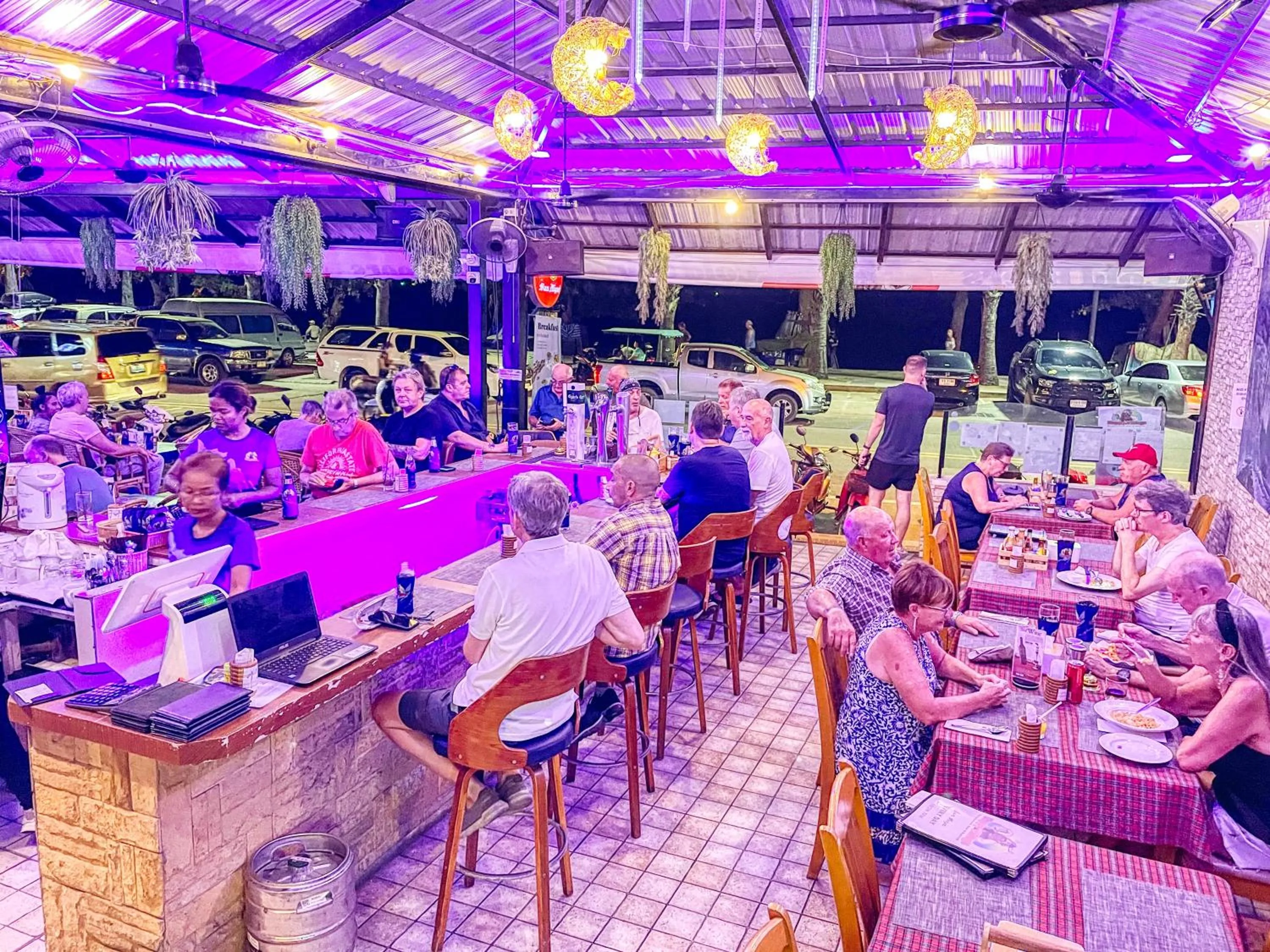 Restaurant/places to eat in Happy Vikings - Beachfront