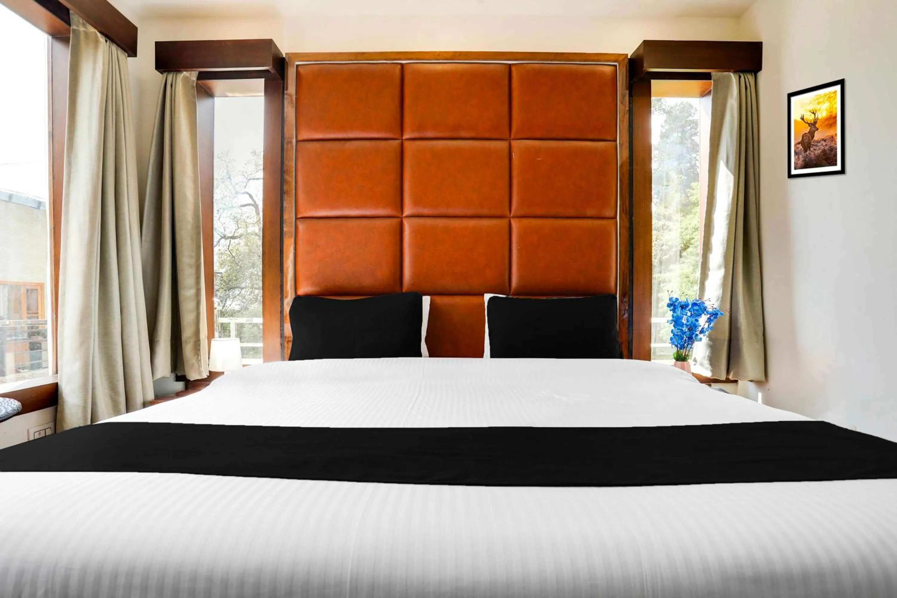 Bedroom, Bed in Hotel O Nainital Eco Cave Park