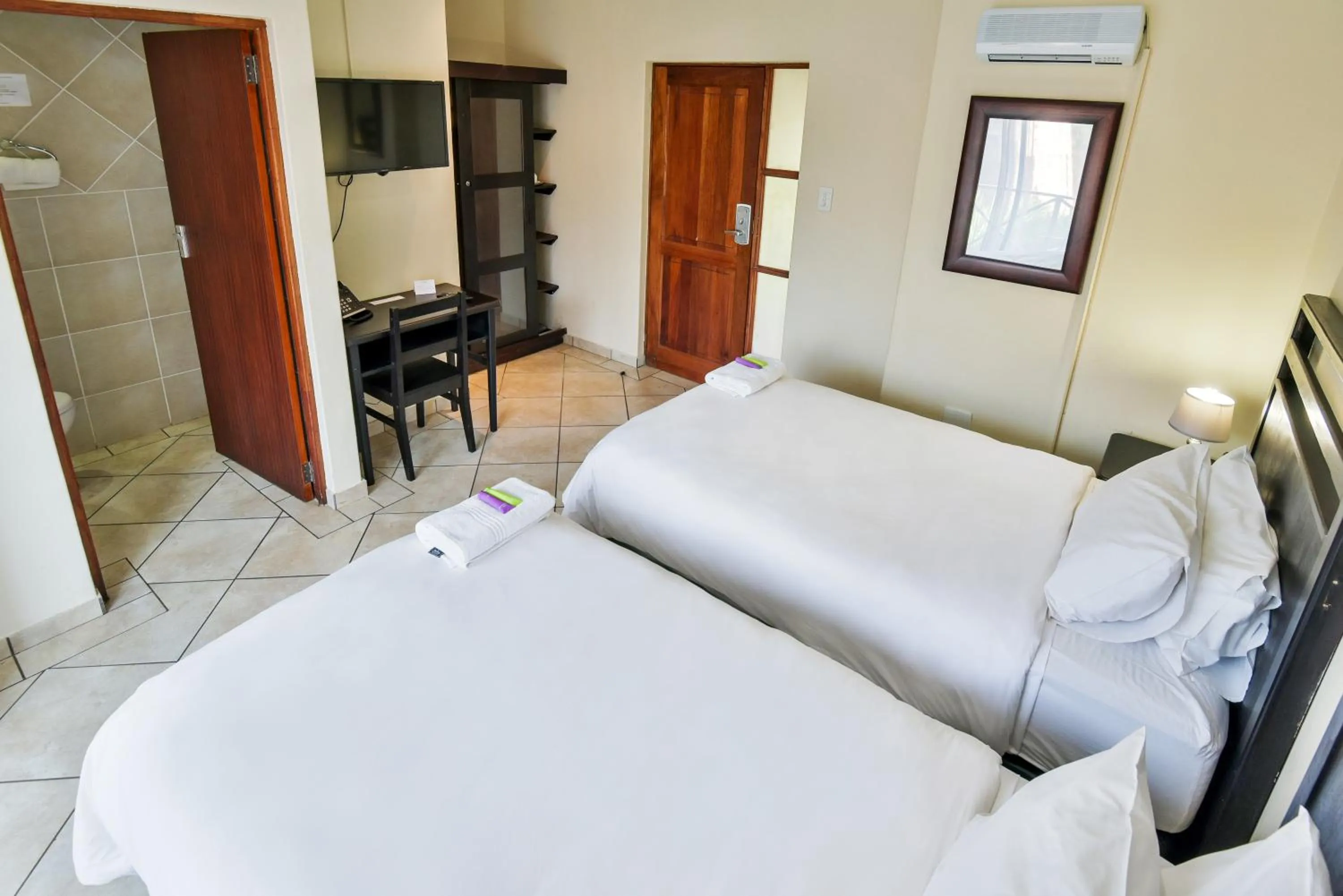 Bed in The Venue Country Hotel & Spa