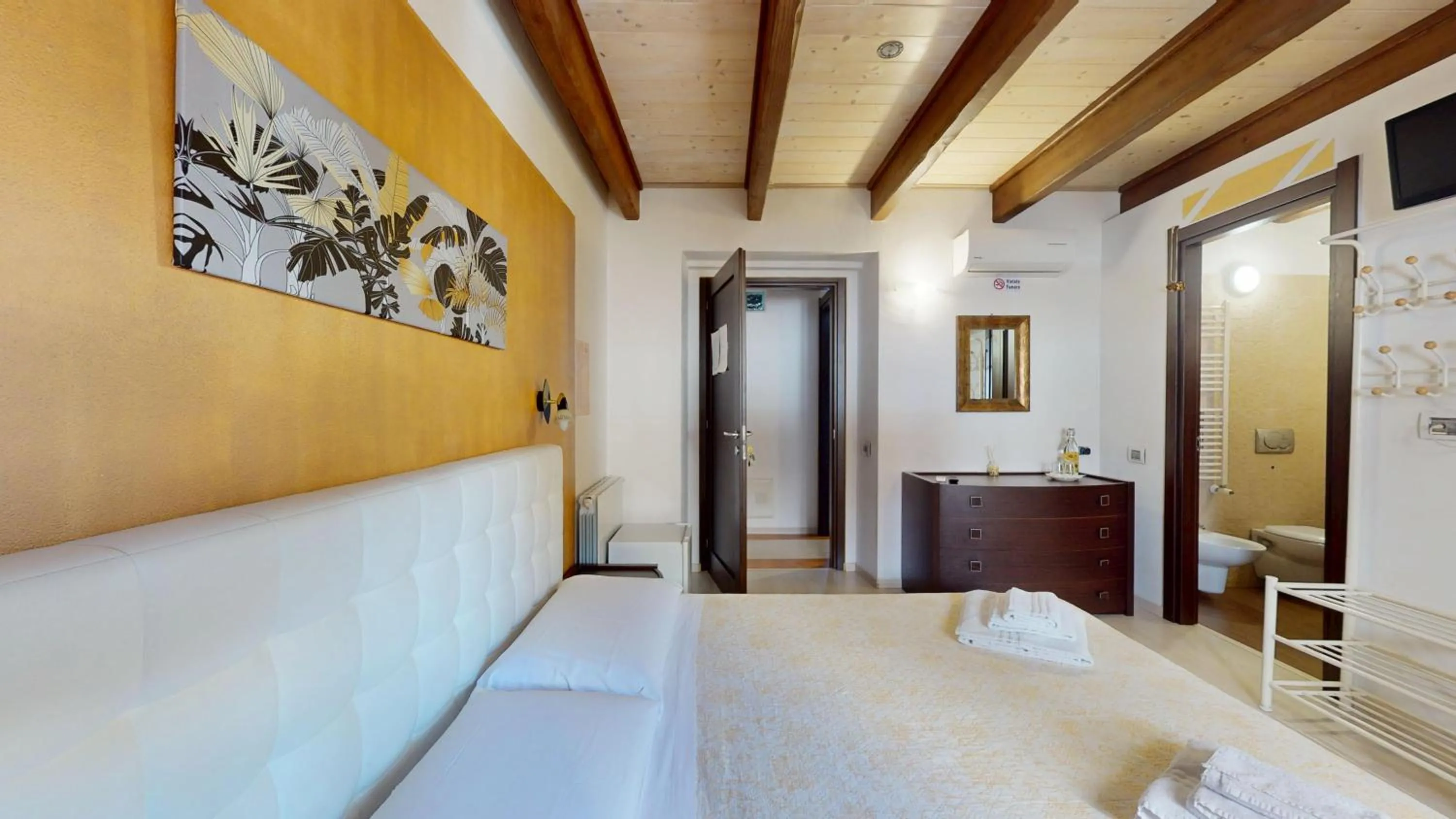 Bed in Antico Centro Quartu