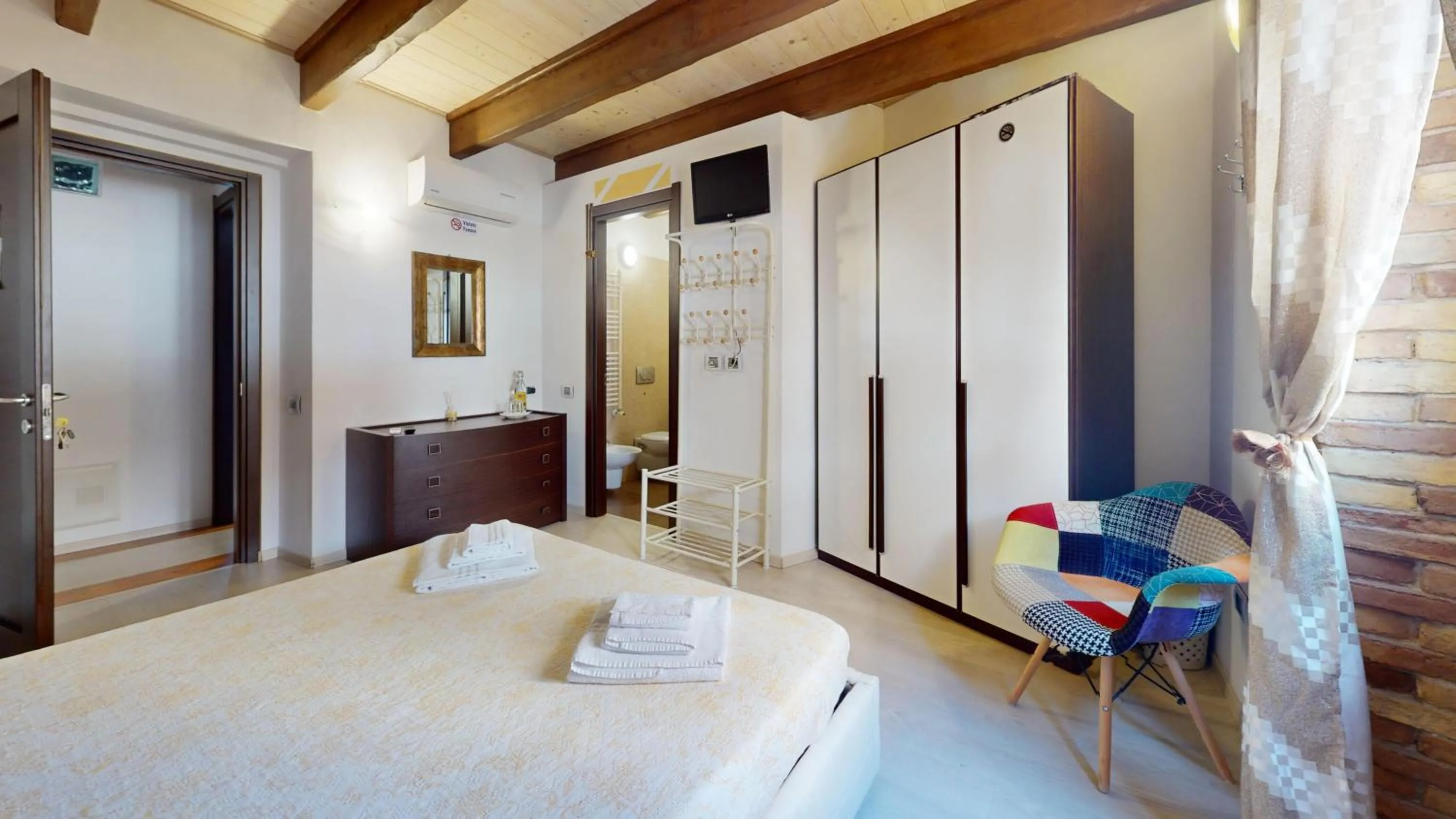 Bed in Antico Centro Quartu