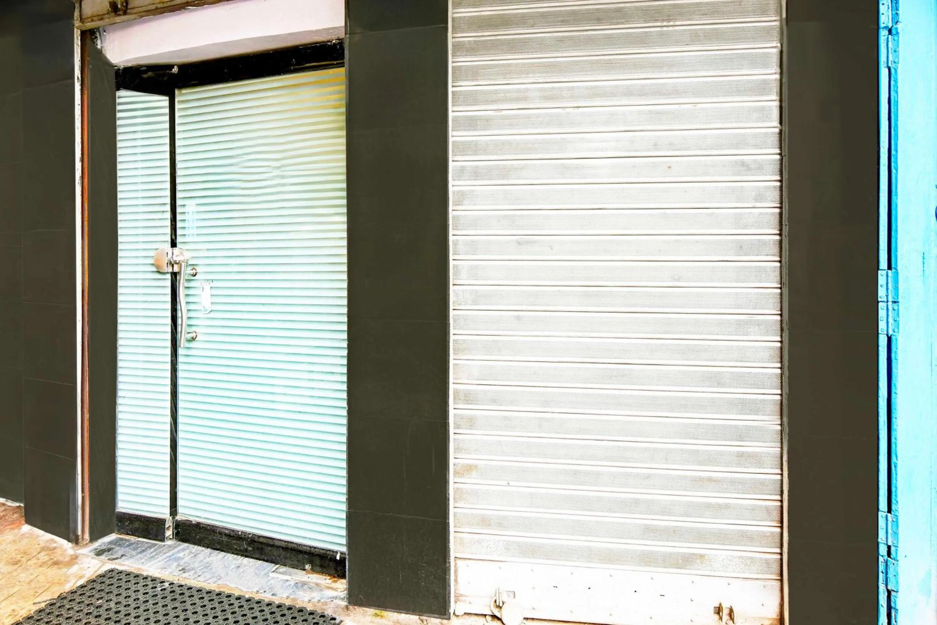 Facade/entrance in Hotel O Kolkata Allen Park