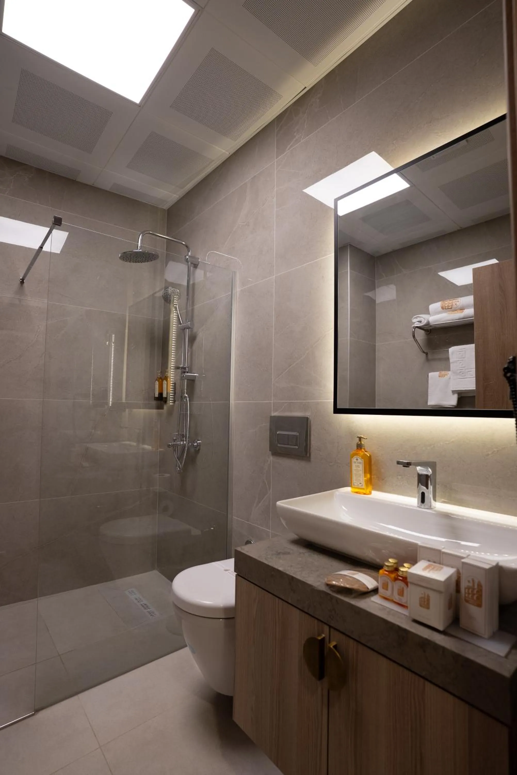 Kemer City Hotel İstanbul Airport