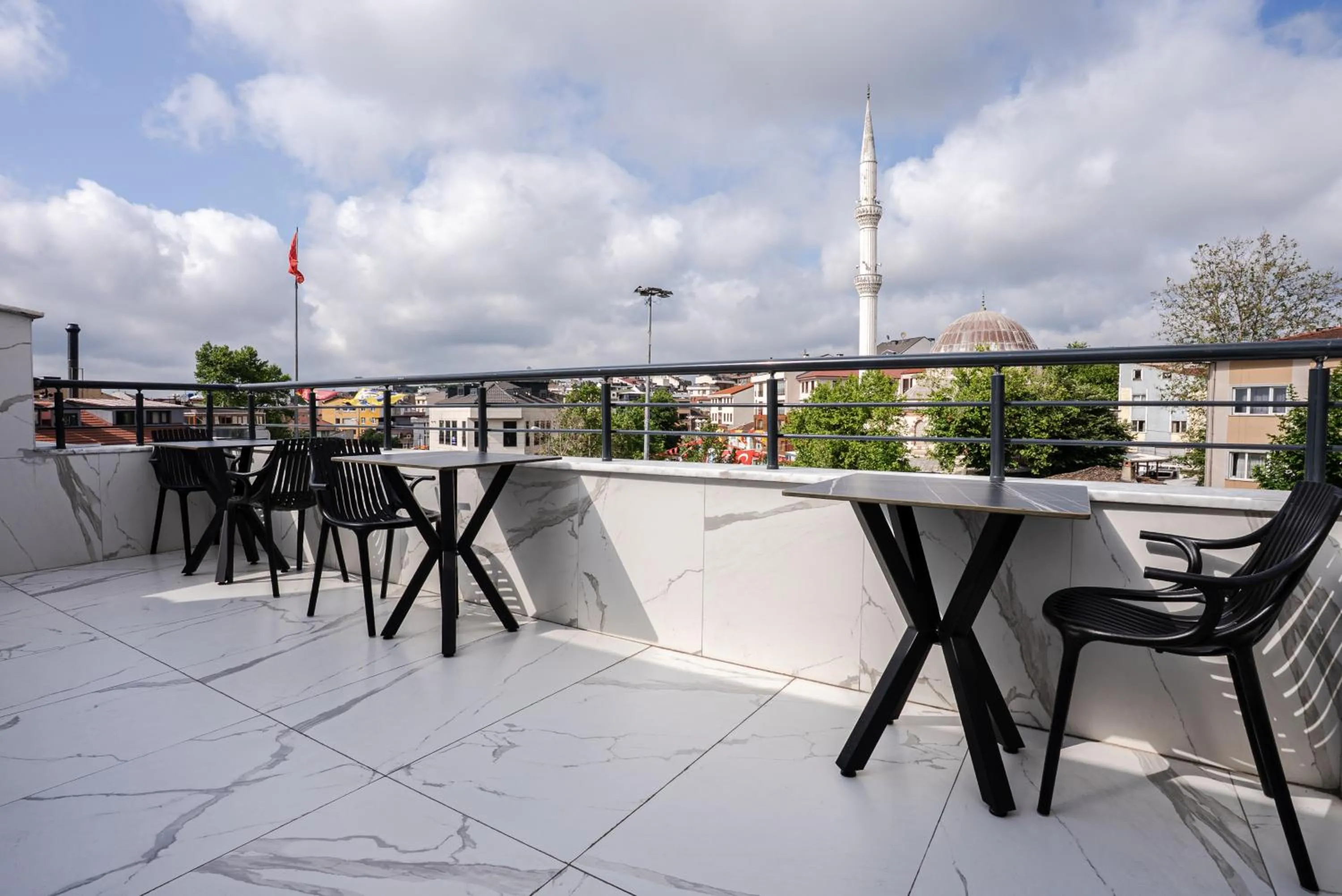 Kemer City Hotel İstanbul Airport