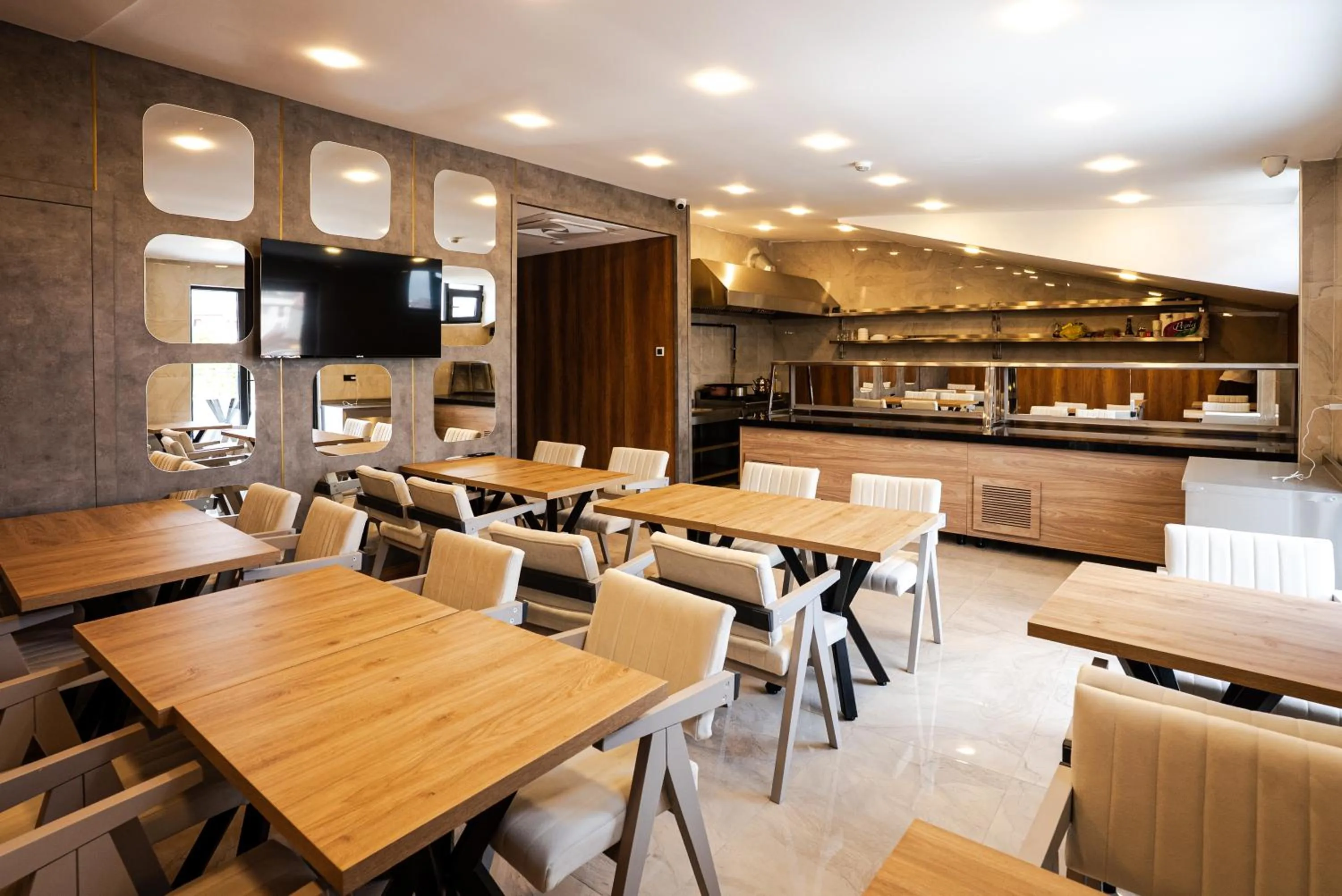 Kemer City Hotel İstanbul Airport