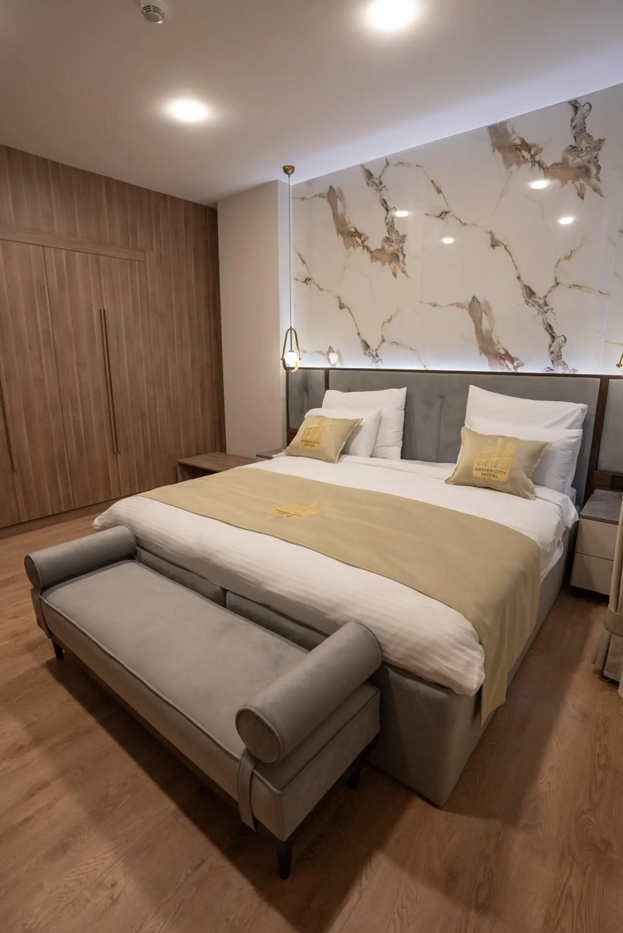 Superior Double or Twin Room - single occupancy in Kemer City Hotel İstanbul Airport Superior Double or Twin Room - single occupancy in Kemer City Hotel İstanbul Airport