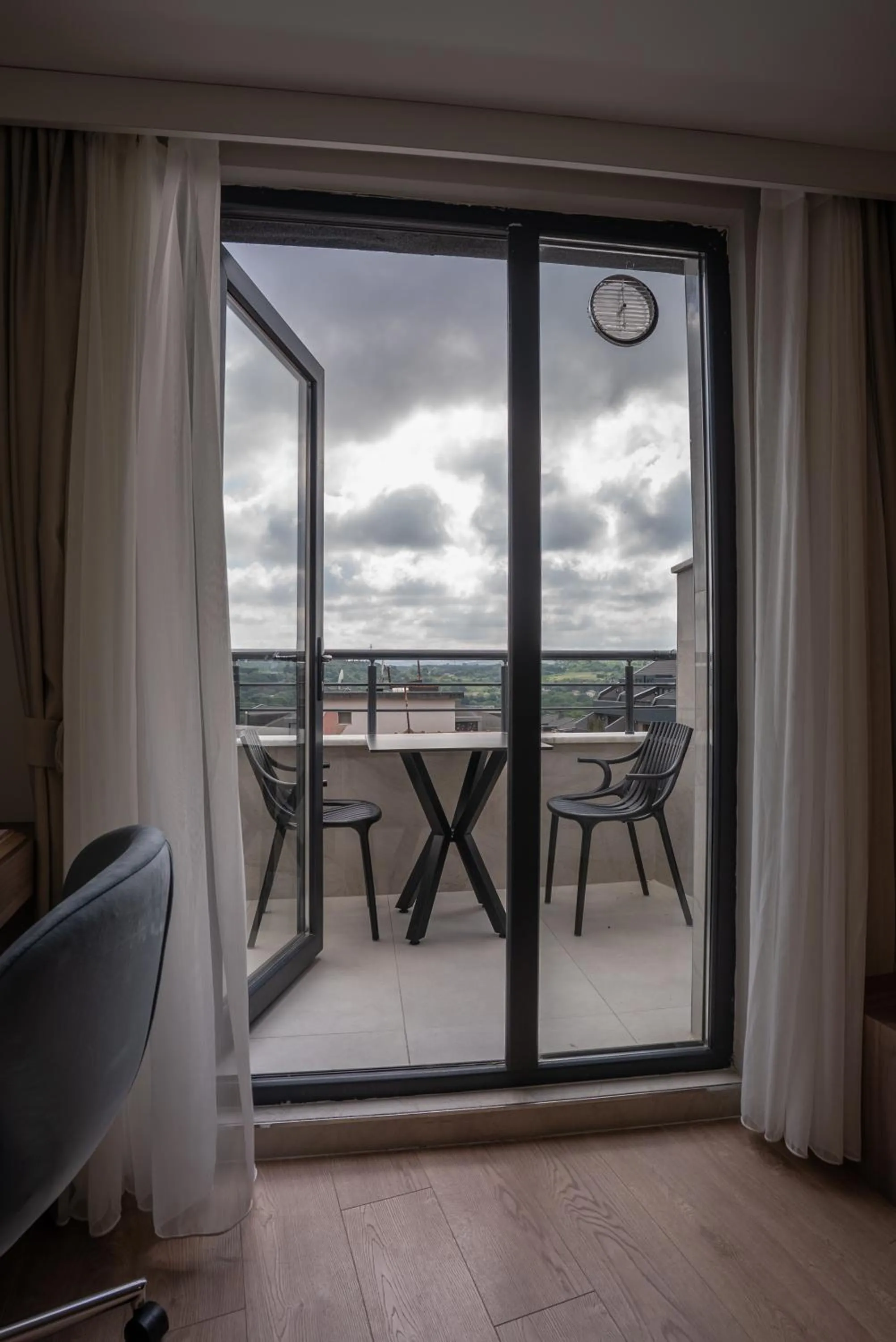 Kemer City Hotel İstanbul Airport