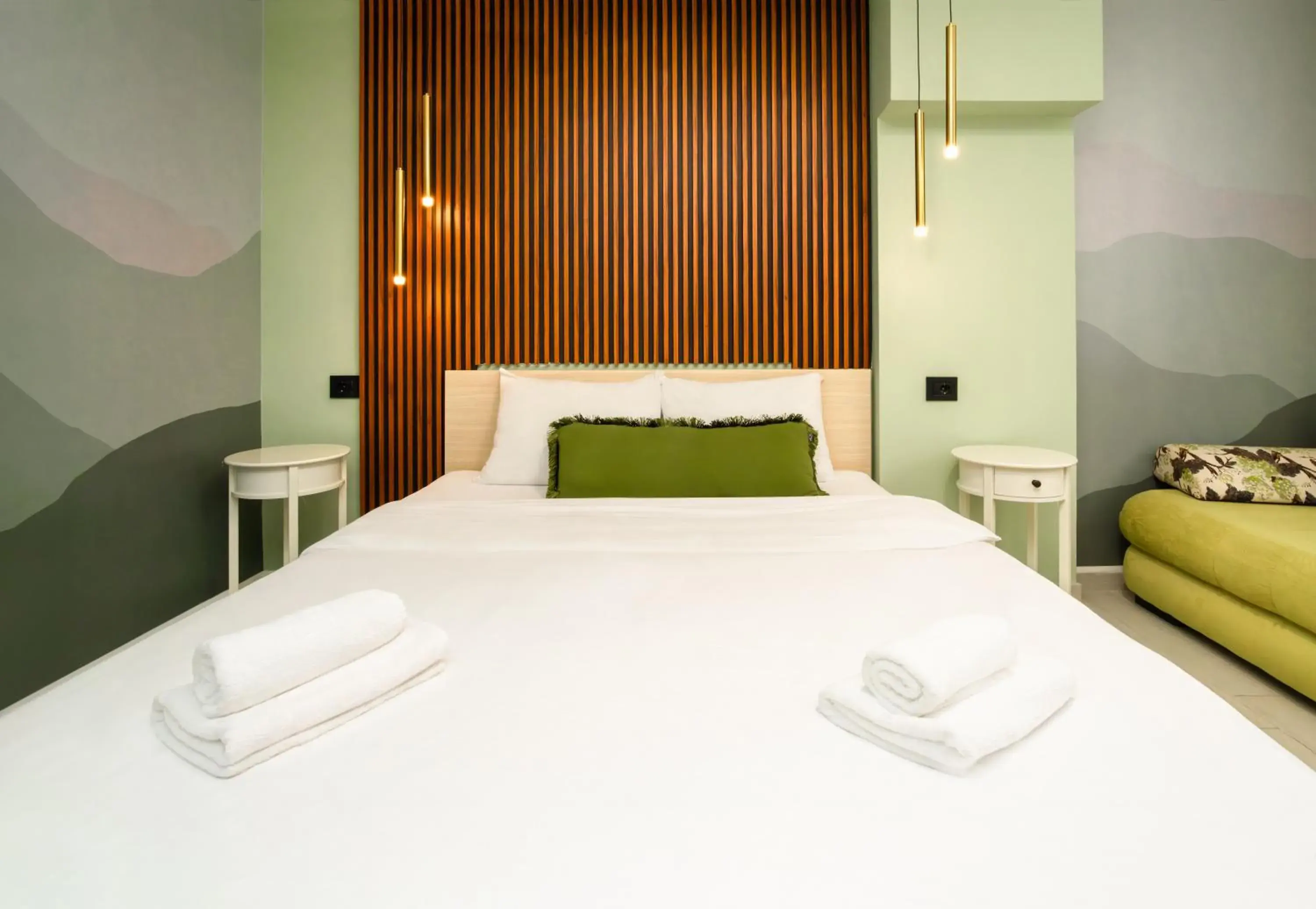 Deluxe Triple Room in 7 Hills Rooms Deluxe Triple Room in 7 Hills Rooms