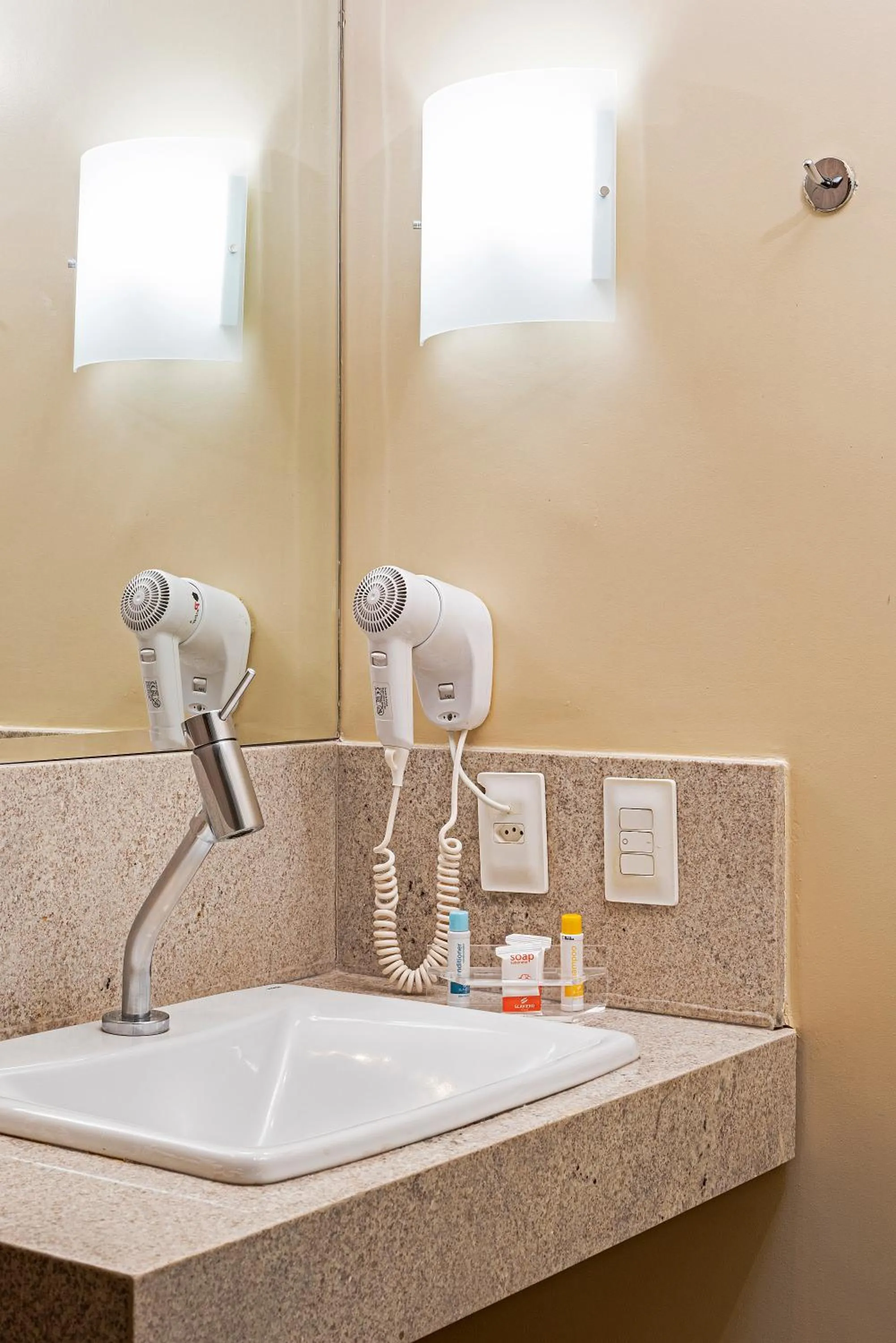 Bathroom in Slim Hotel Cuiabá Aeroporto