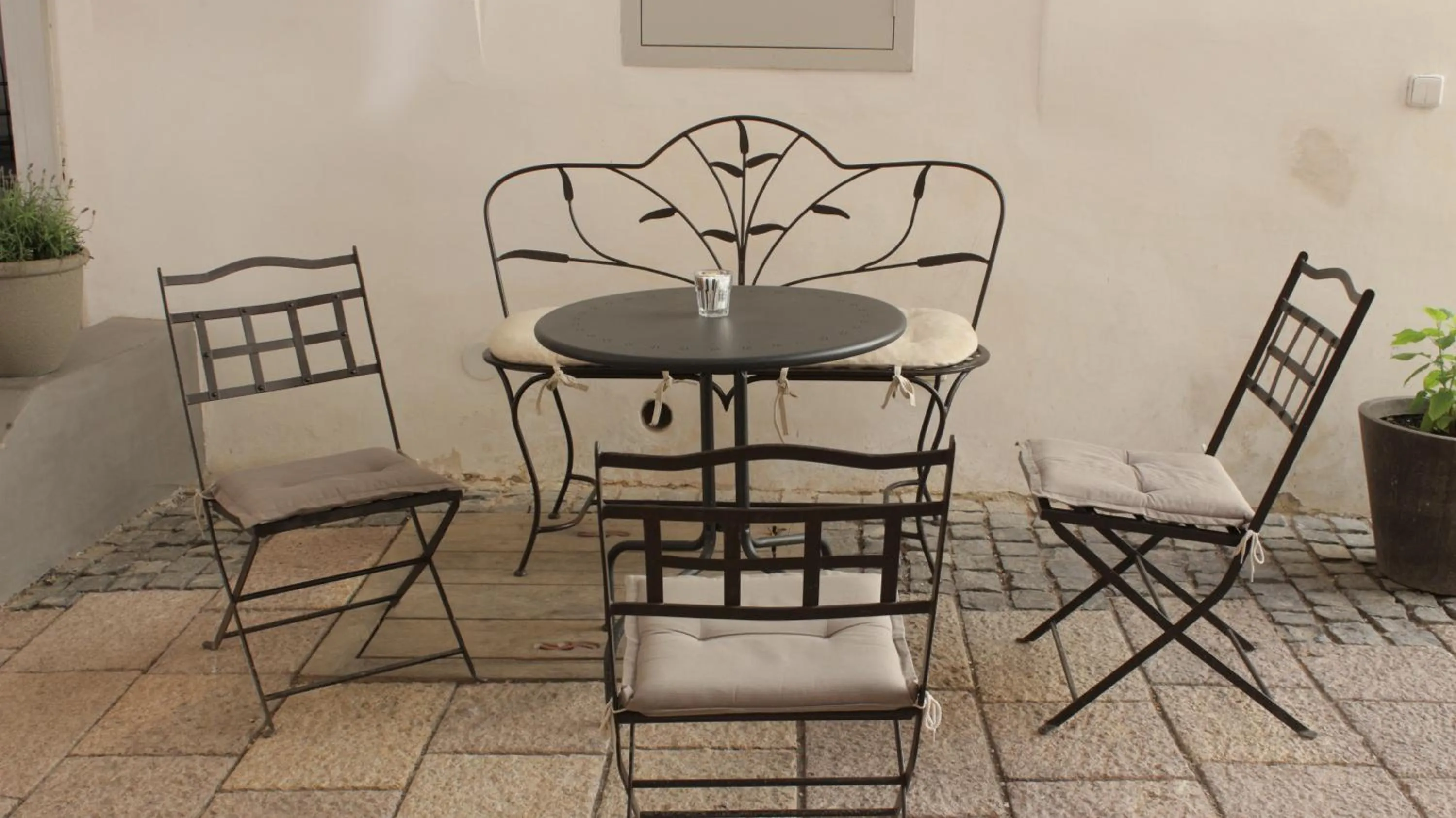 Gavalier Design Rooms