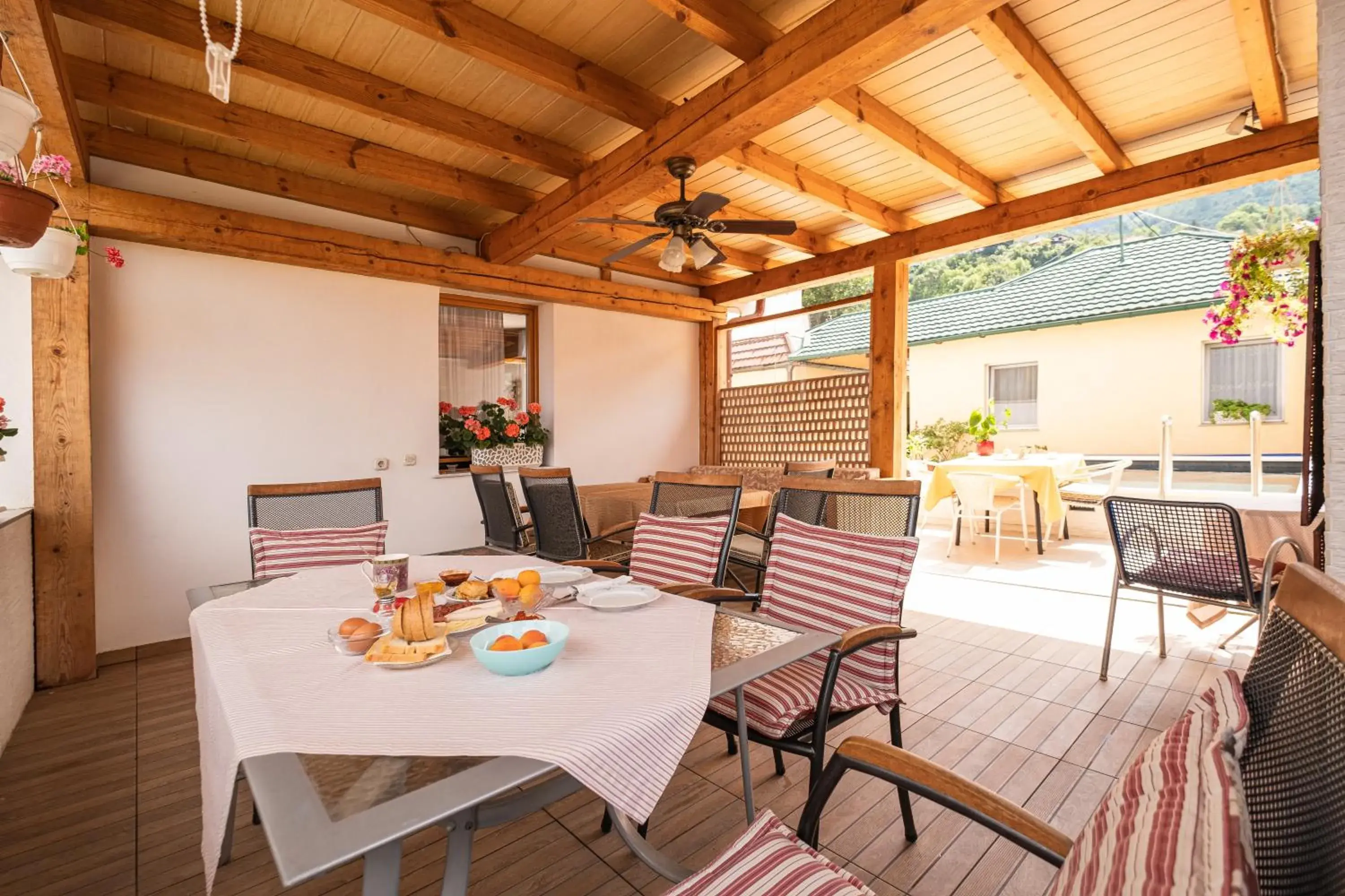 Food and drinks in Guesthouse Rose Food and drinks in Guesthouse Rose