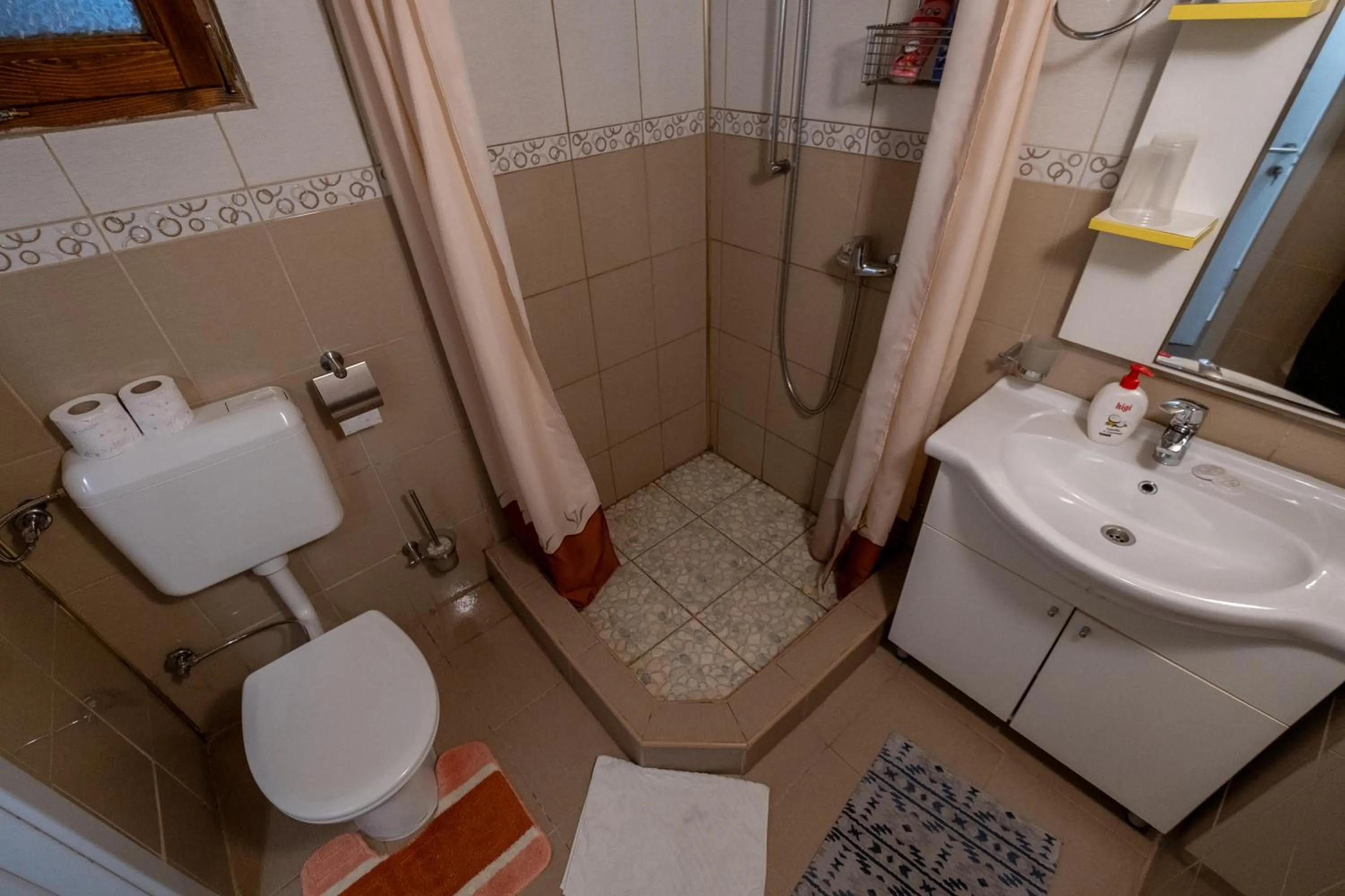 Bathroom in Guesthouse Rose