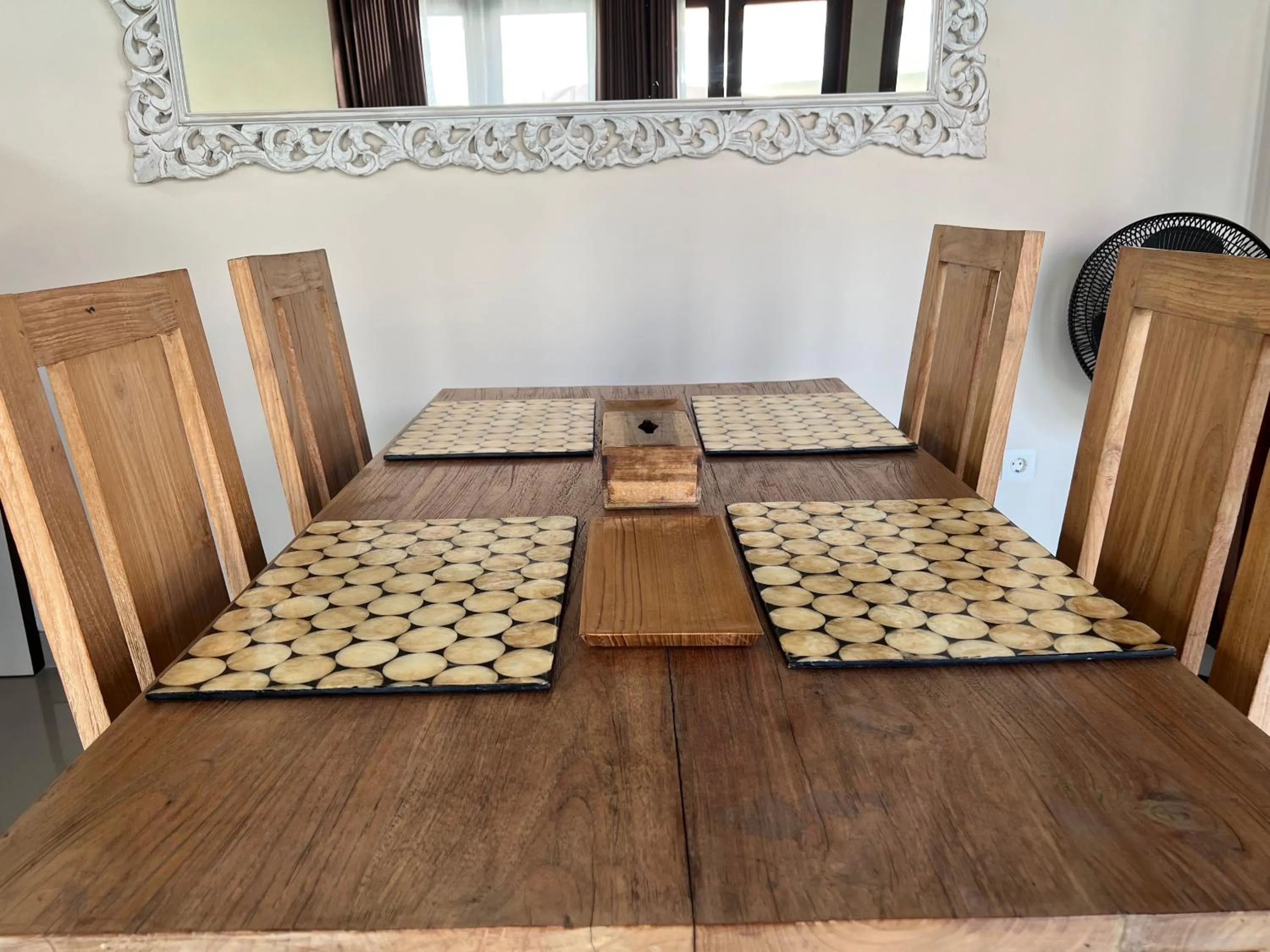 Dining area, Bed in Kesari Haven Villa C
