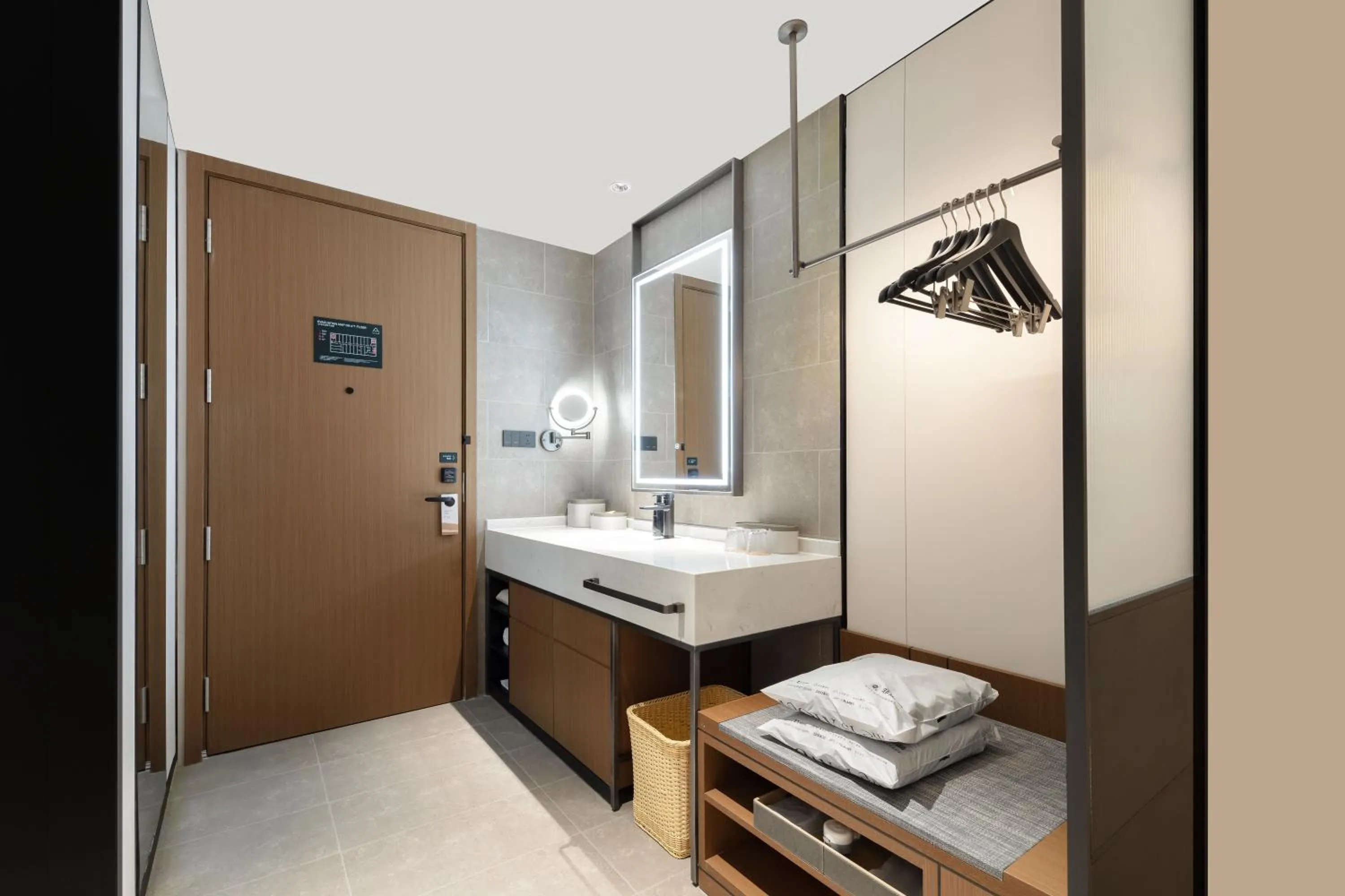 Atour Hotel Chongqing Optoelectronics Park Liangjiang Digital Industrial Park