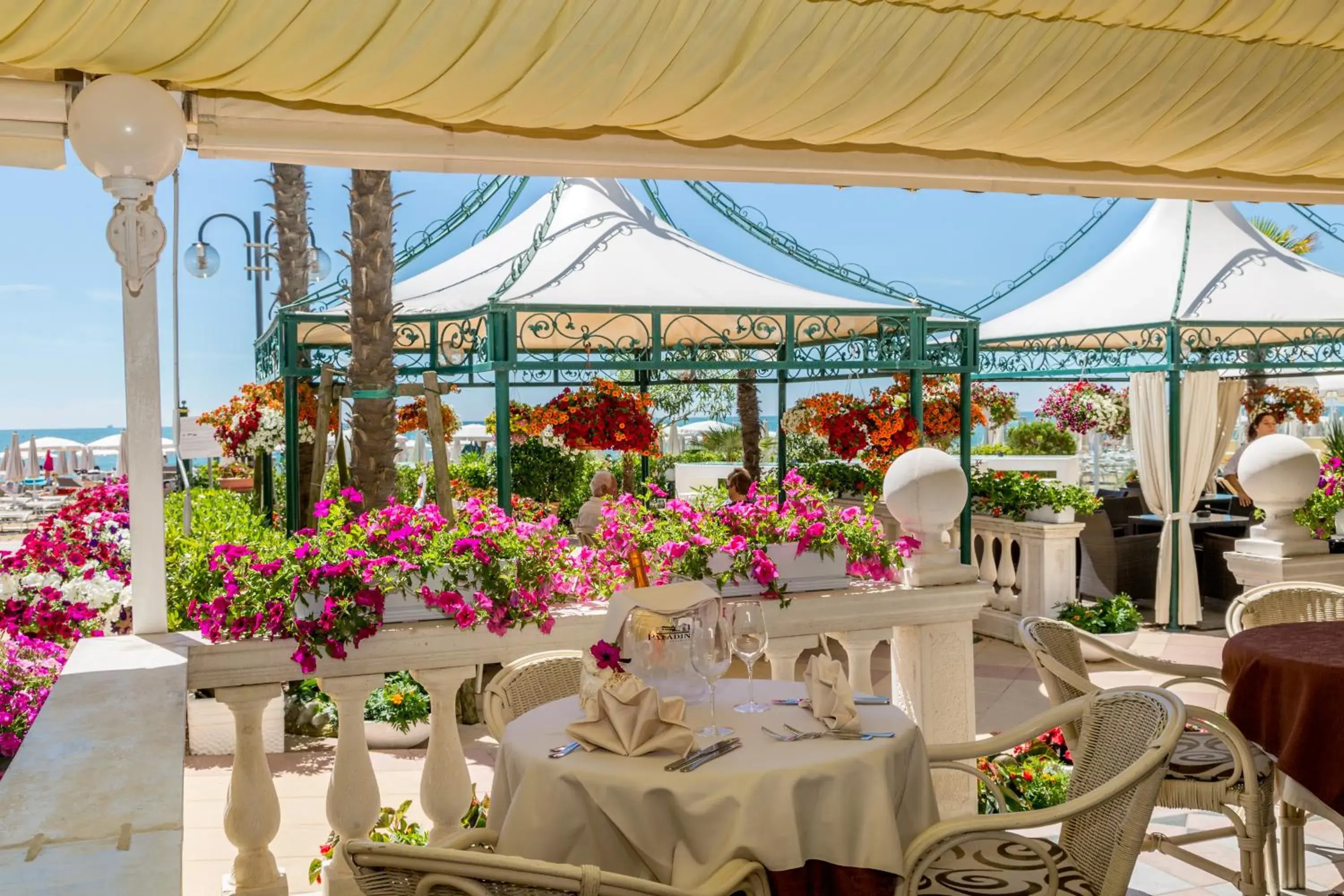 Restaurant/places to eat in Luxor e Cairo The Beach Resort Restaurant/places to eat in Luxor e Cairo The Beach Resort