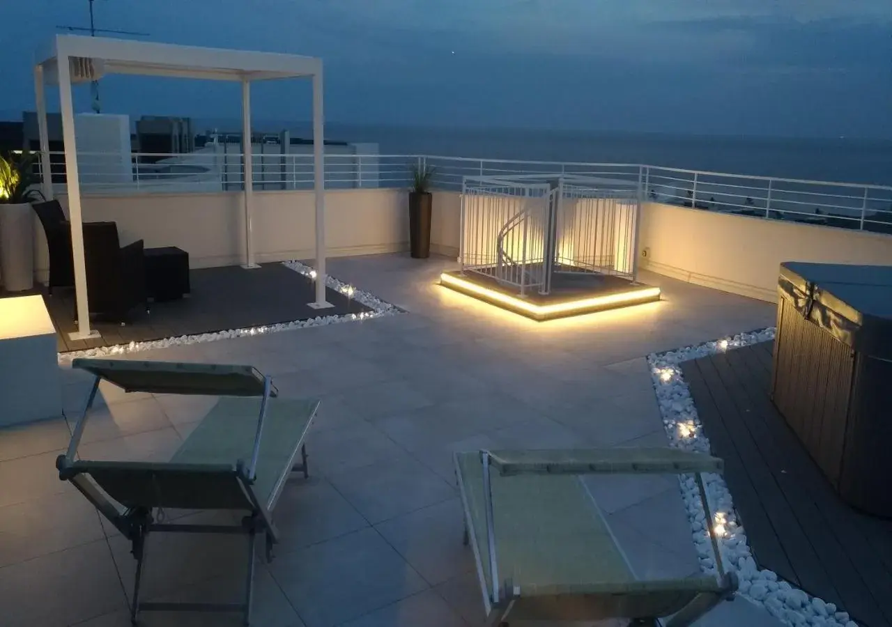 King Suite with Spa Bath in Luxor e Cairo The Beach Resort King Suite with Spa Bath in Luxor e Cairo The Beach Resort