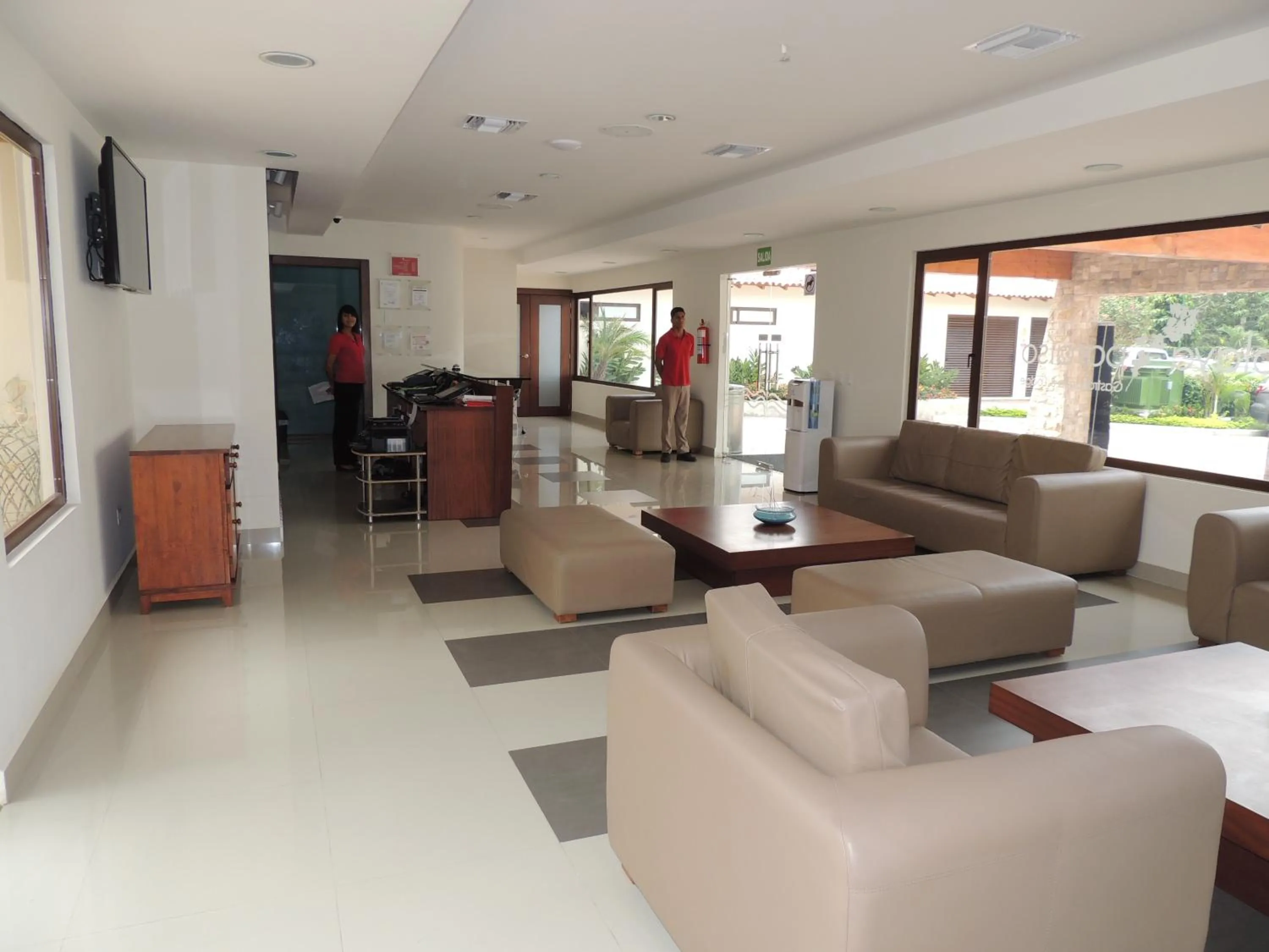 Library in Playa Paraíso