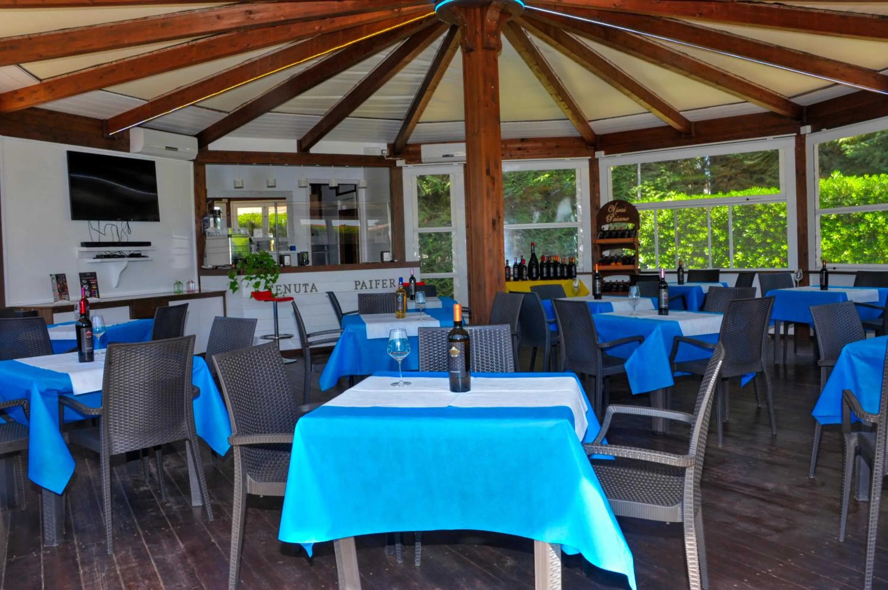 Restaurant/places to eat in Tenuta Paifer