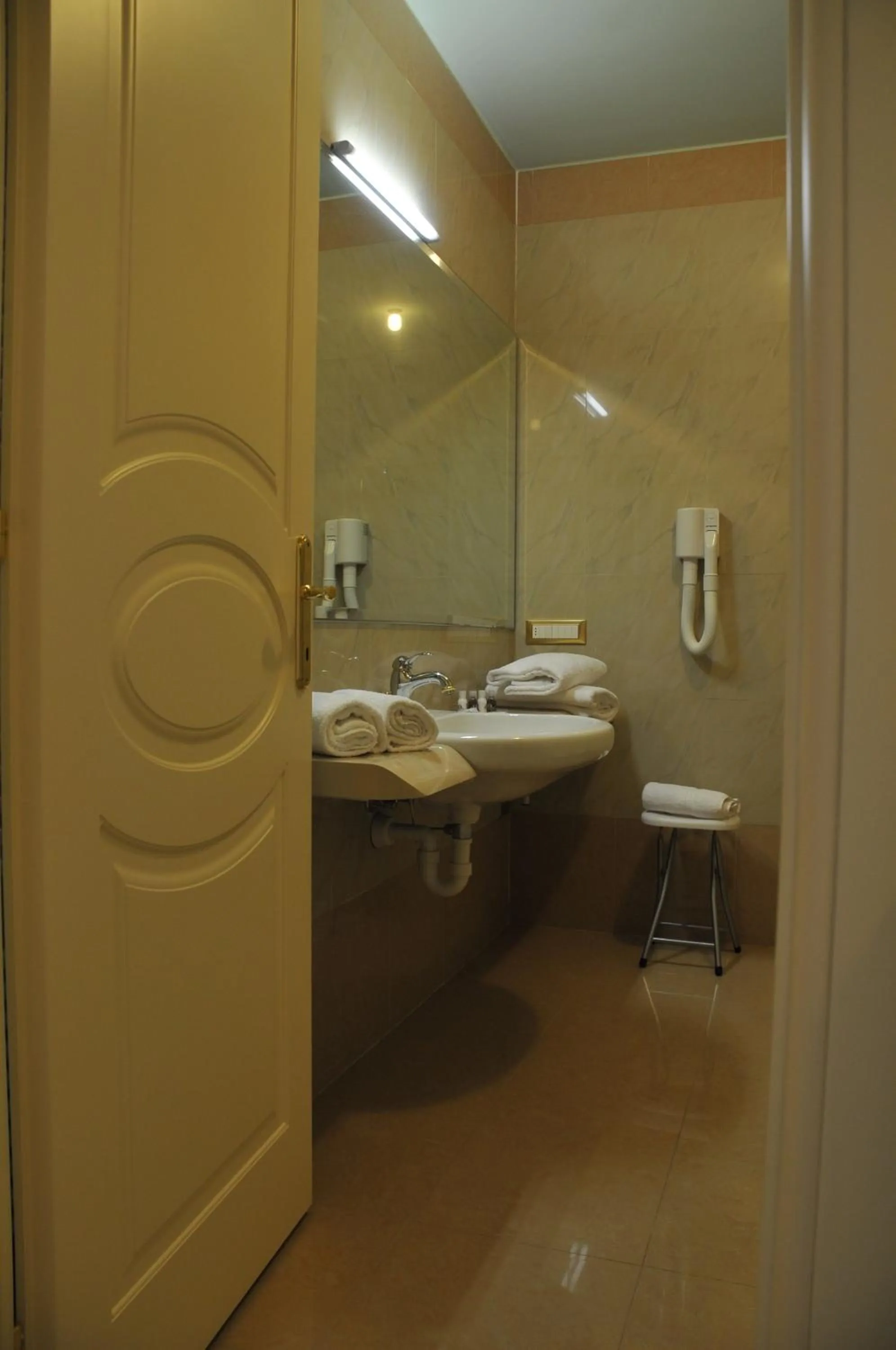 Bathroom in Hotel Verdi