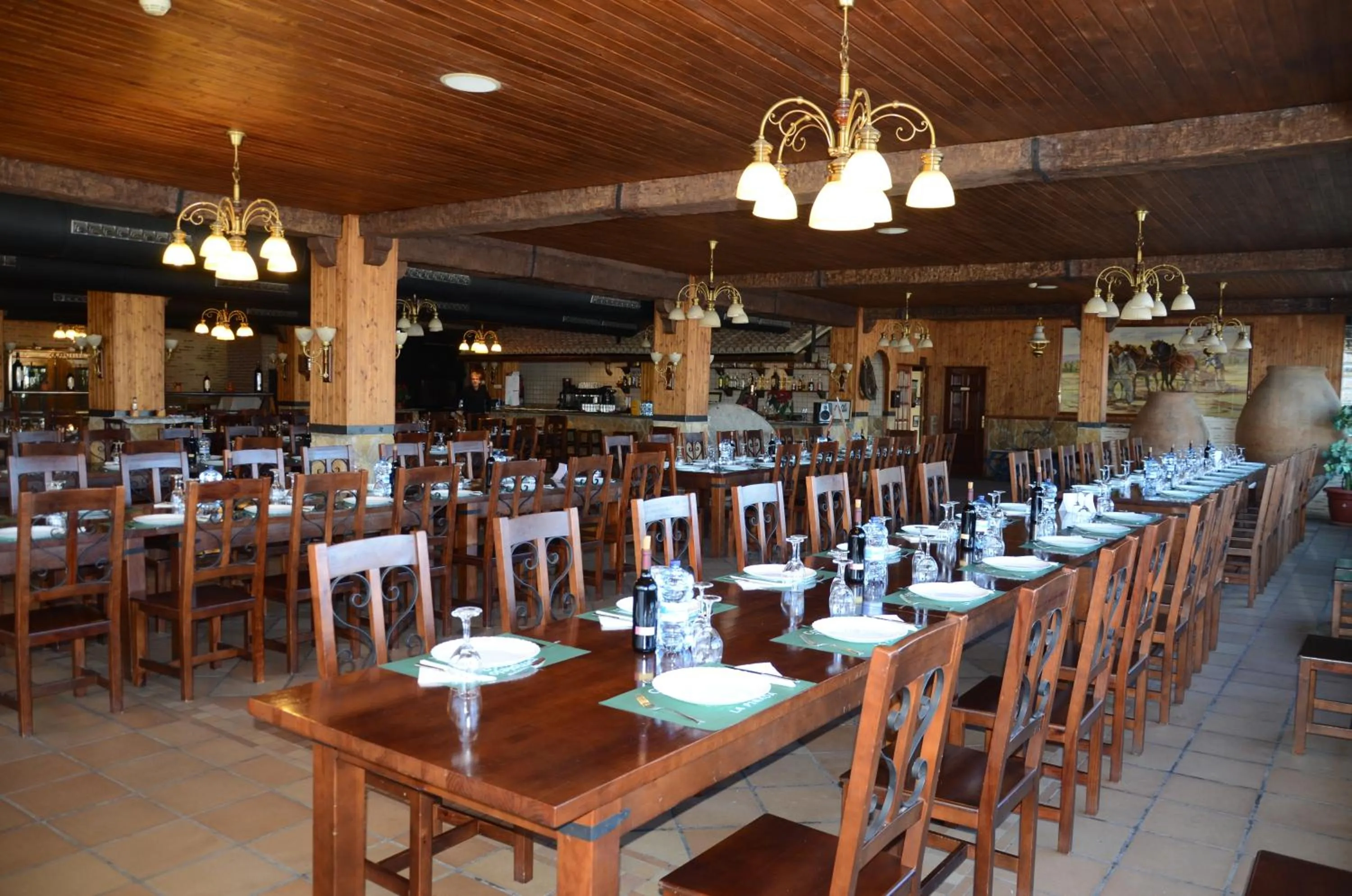 Restaurant/places to eat in Complejo Turistico la Pinada