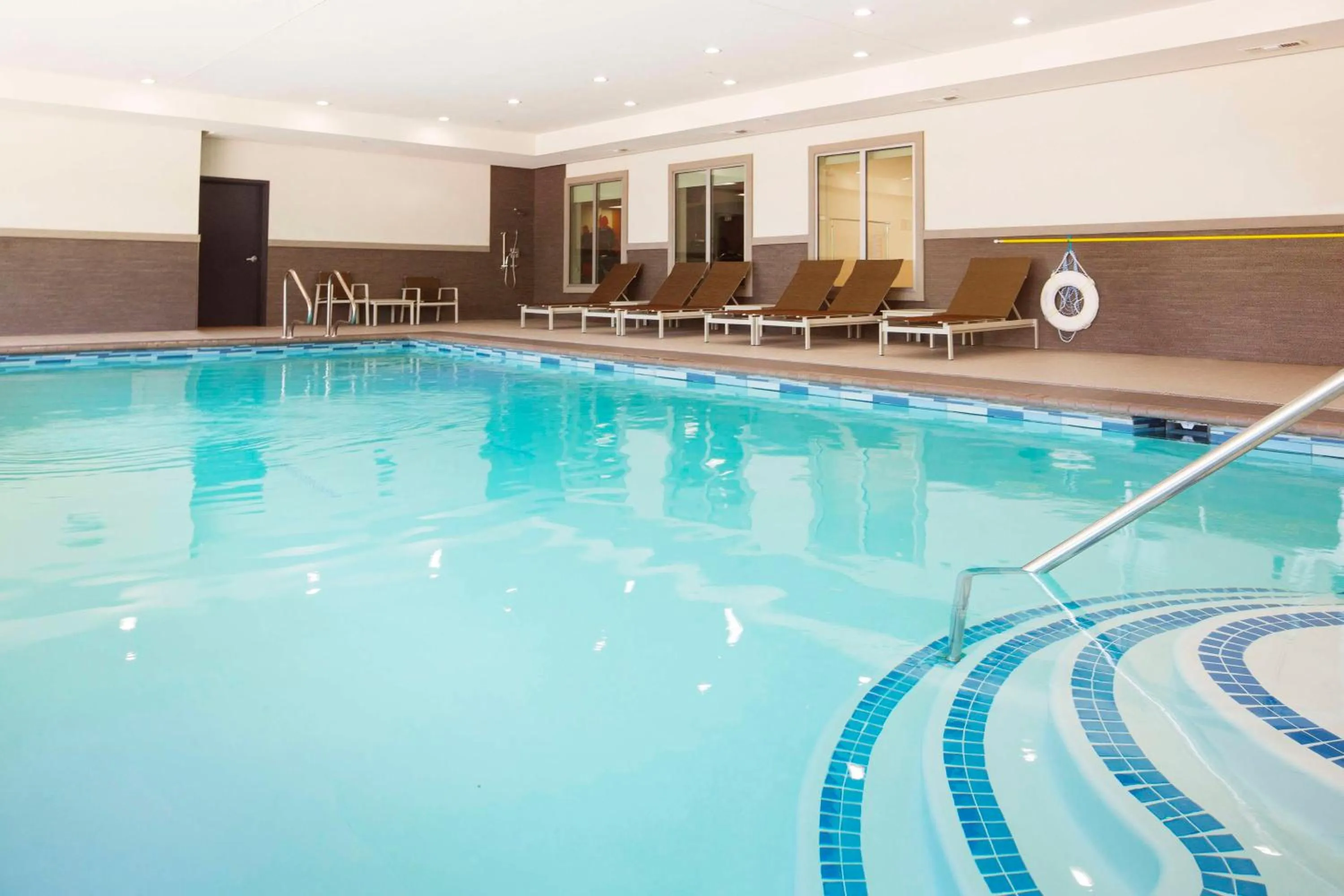 Swimming pool in Hyatt House Dallas / Frisco
