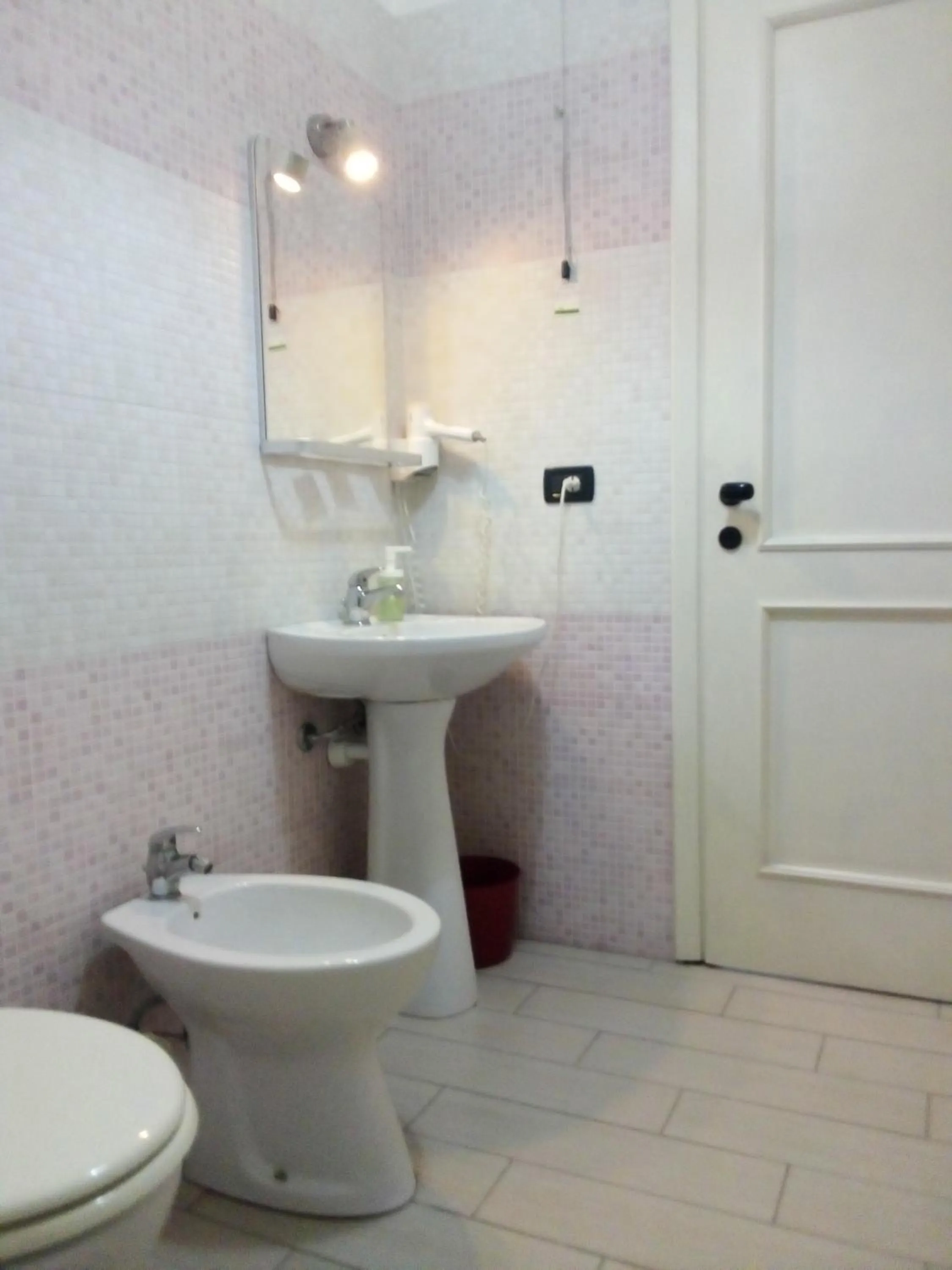 Bathroom in Hotel Niagara