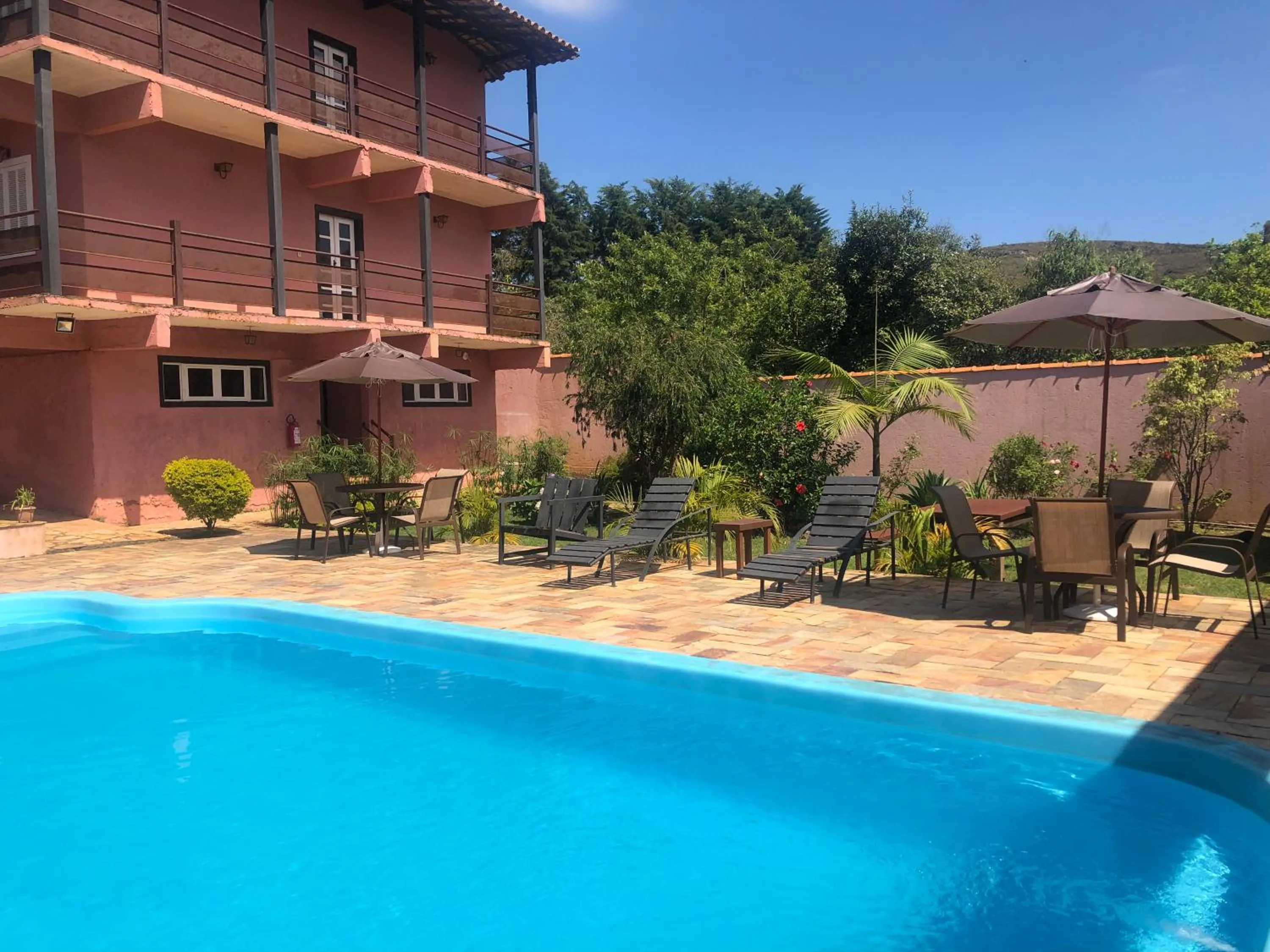 Property building in Pousada Província