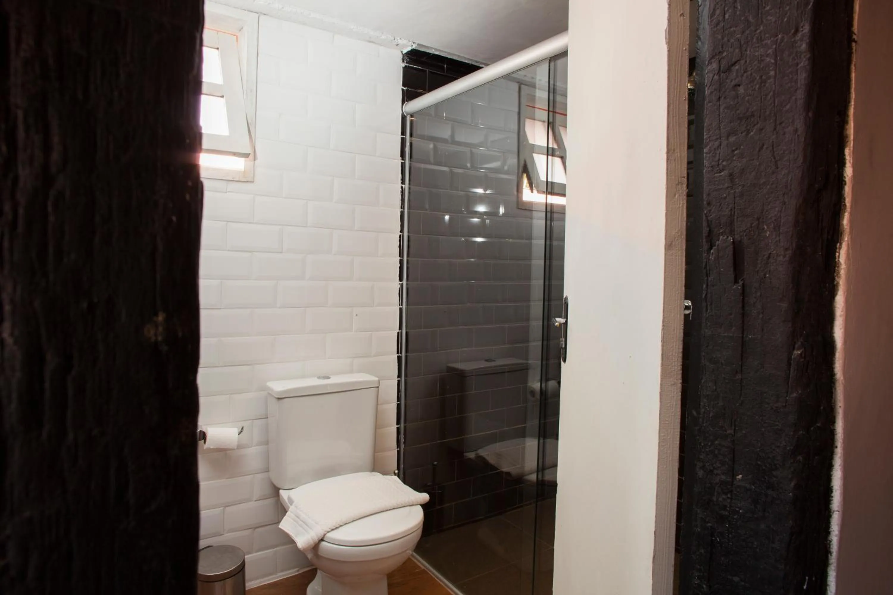 Toilet in Pousada Província