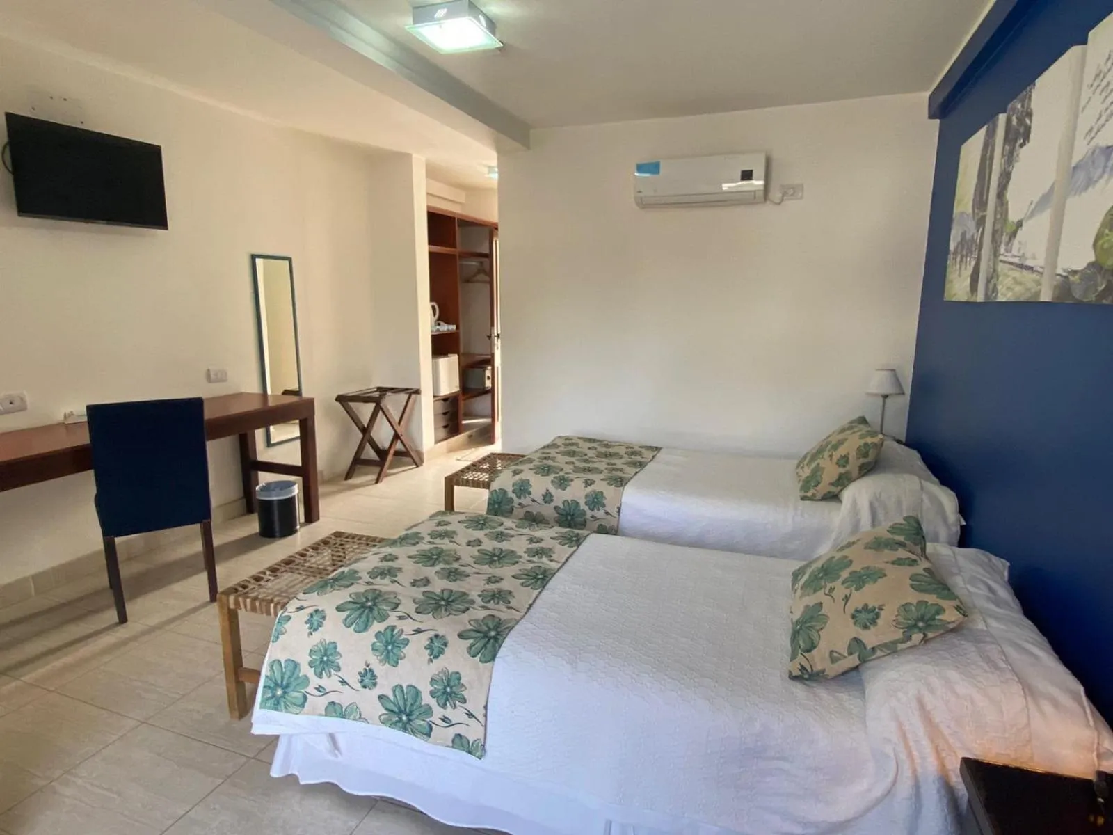 Decorative detail, Bed in Posada de los Poetas Hotel Boutique