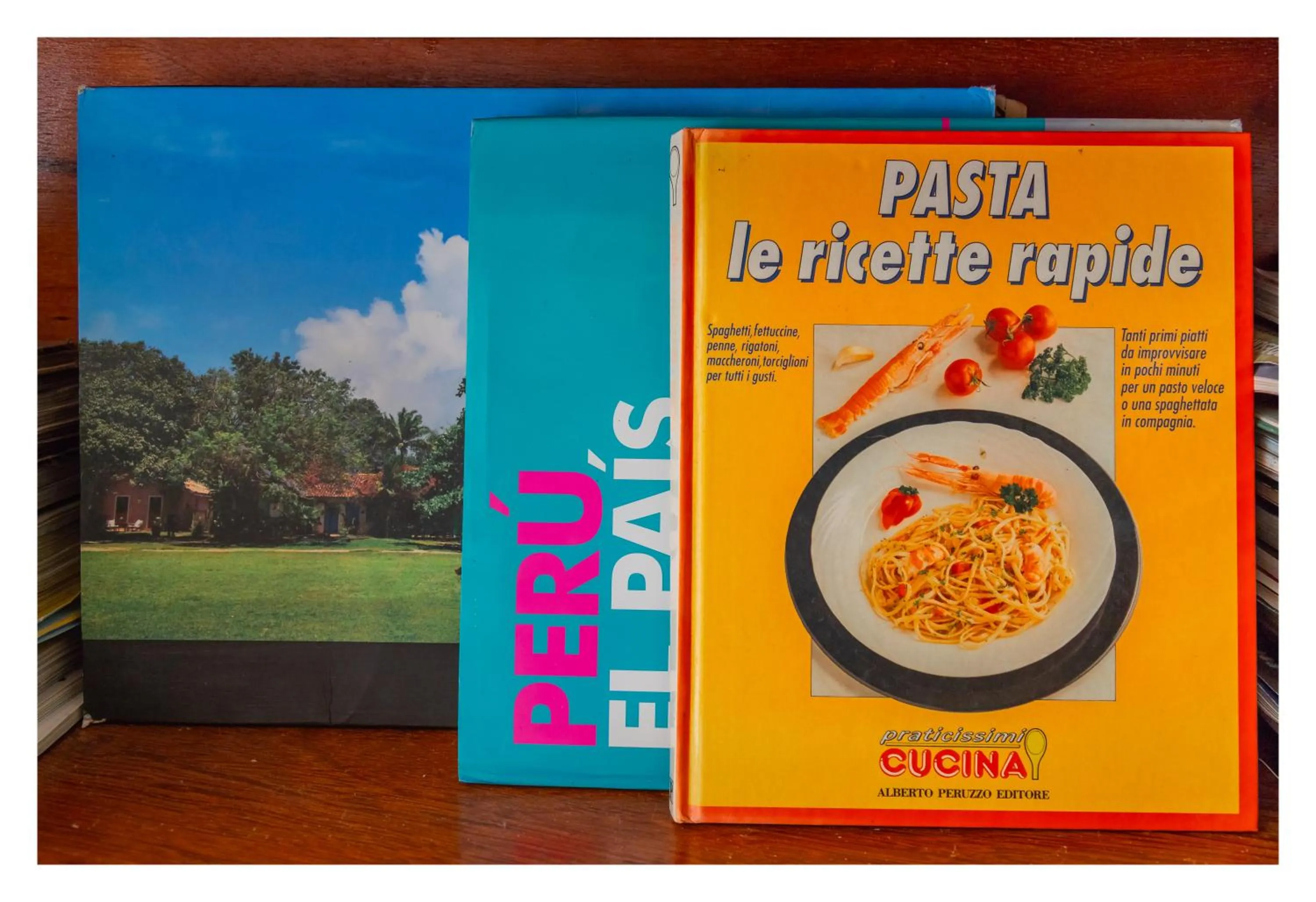 Library in Pousada Cravo e Canela