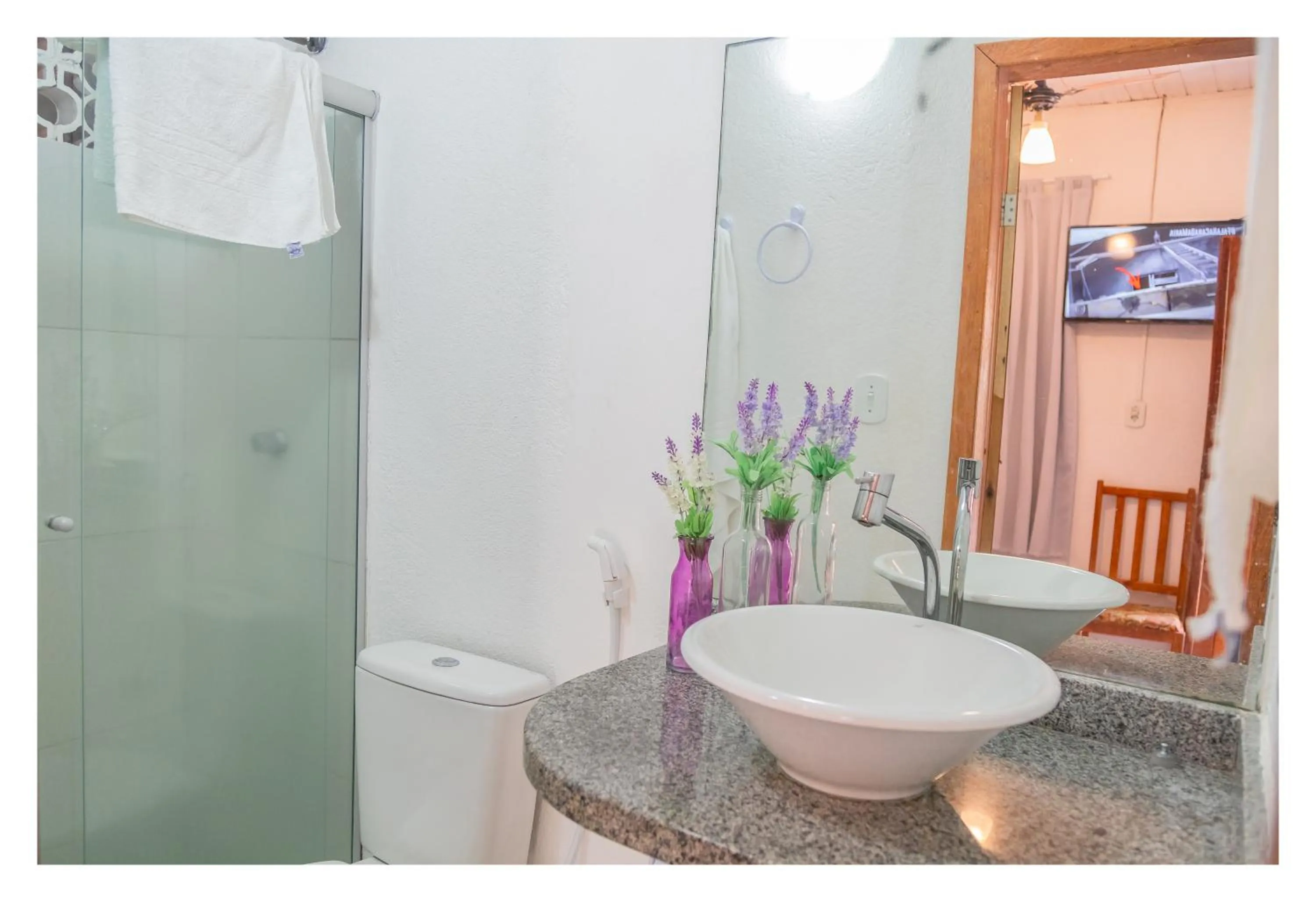 Bathroom in Pousada Cravo e Canela