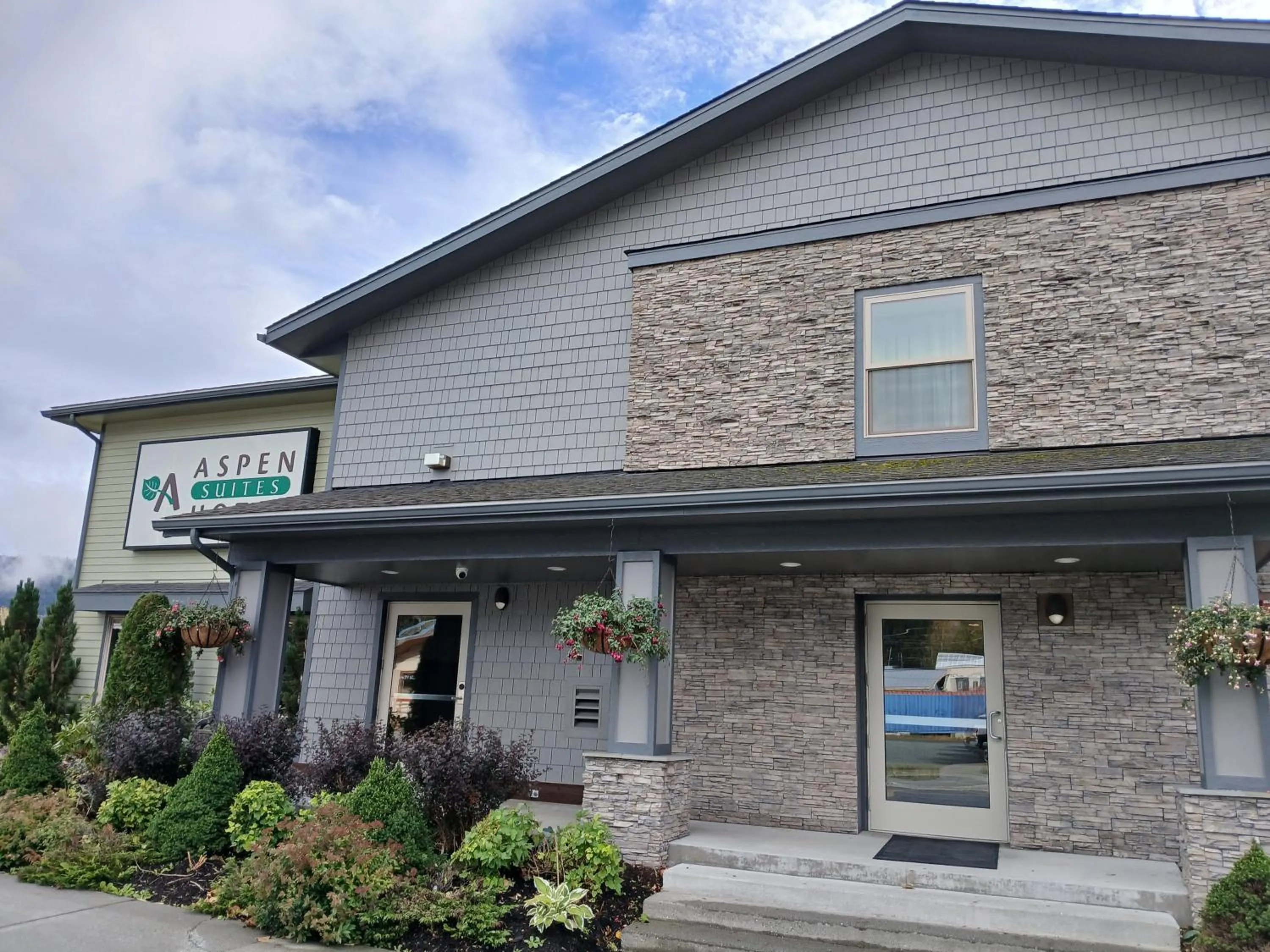 Property building in Aspen Suites Hotel Haines