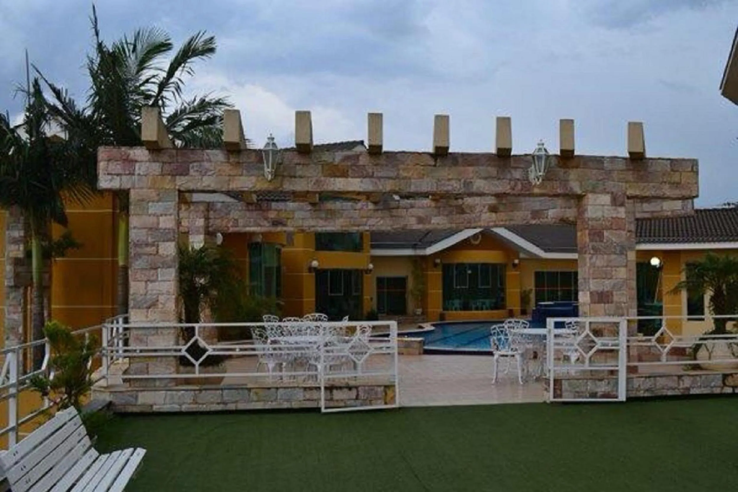 Garden in Barbur Plaza Hotel