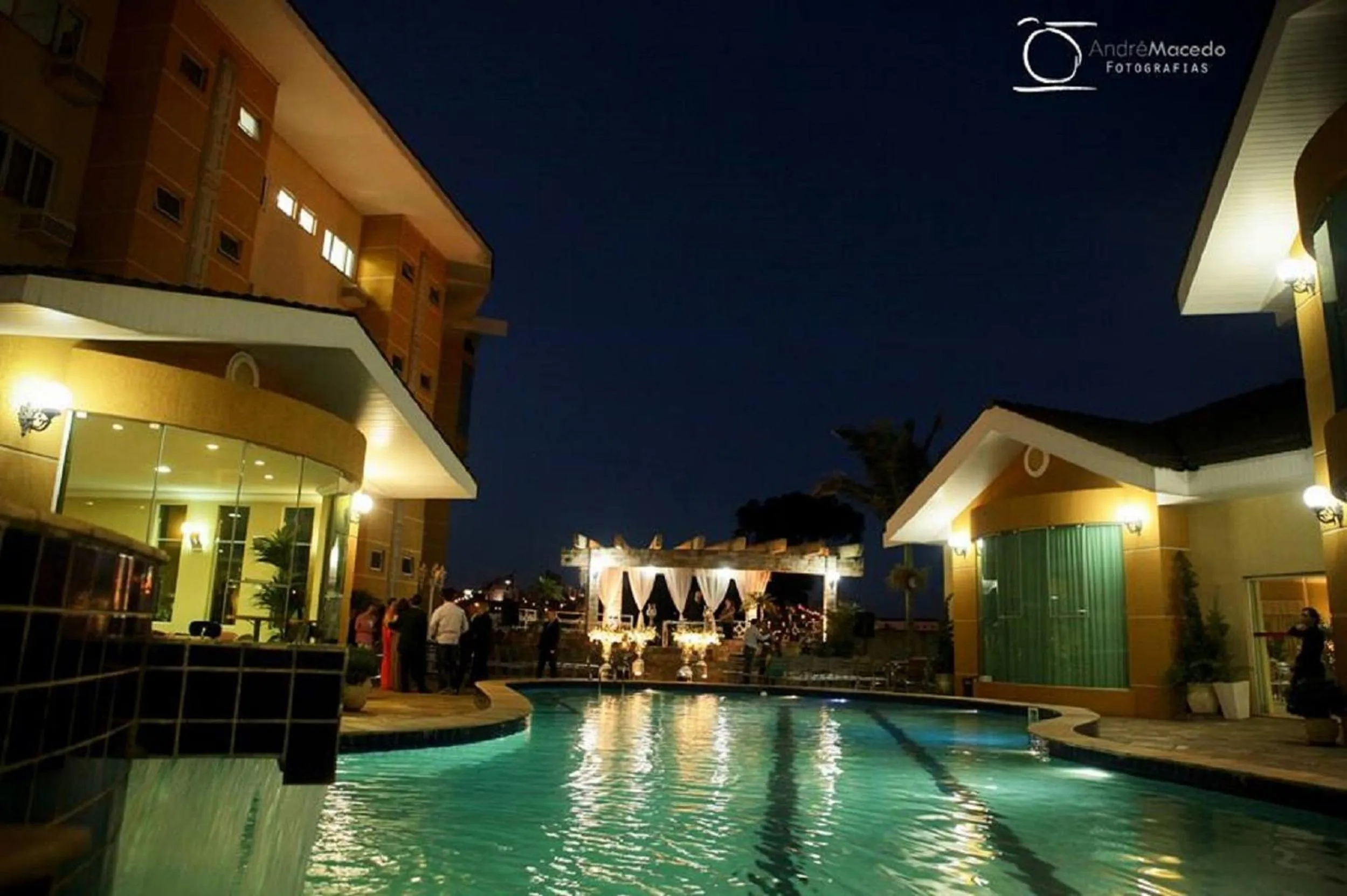 Night in Barbur Plaza Hotel