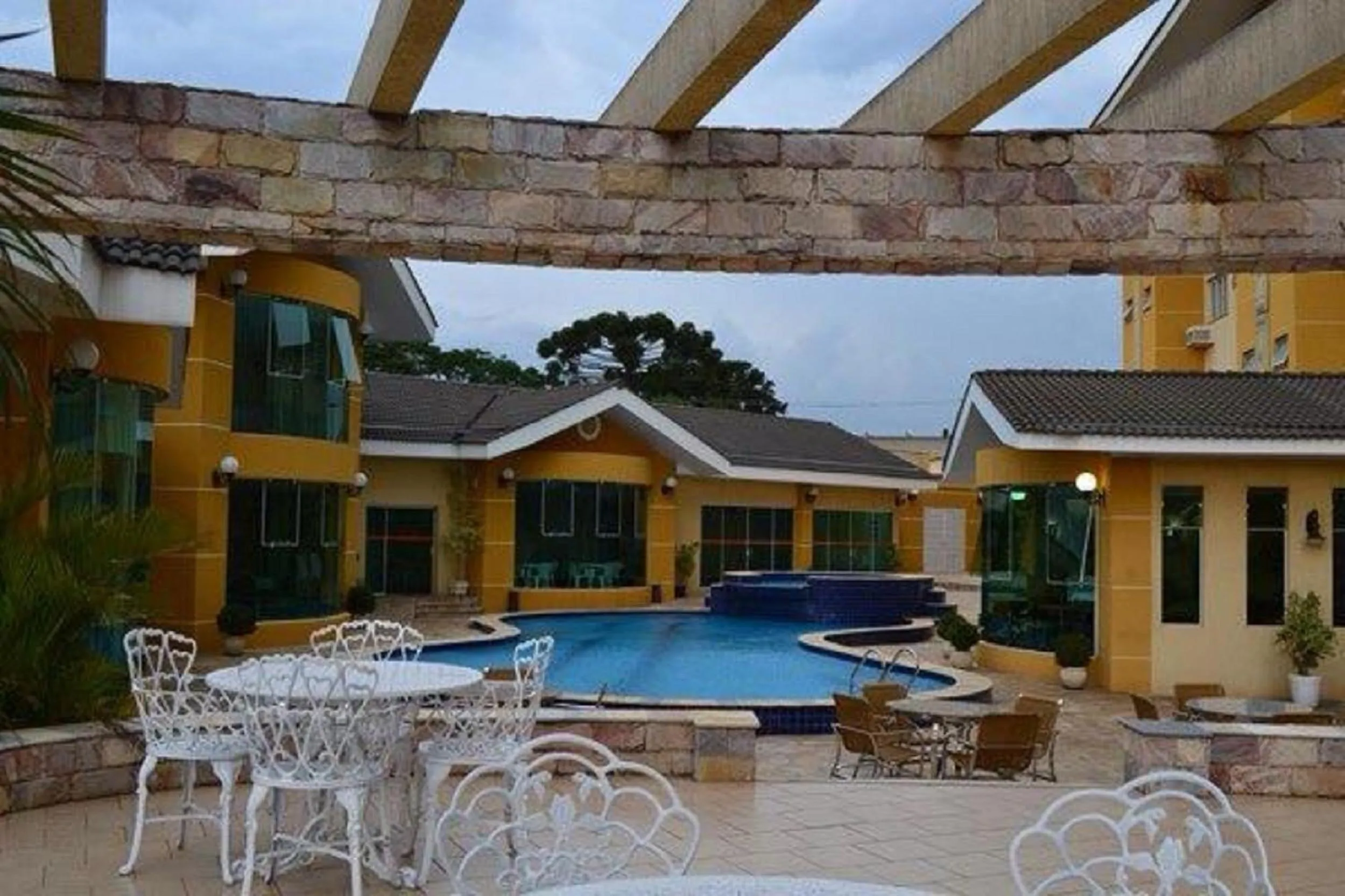 Garden in Barbur Plaza Hotel