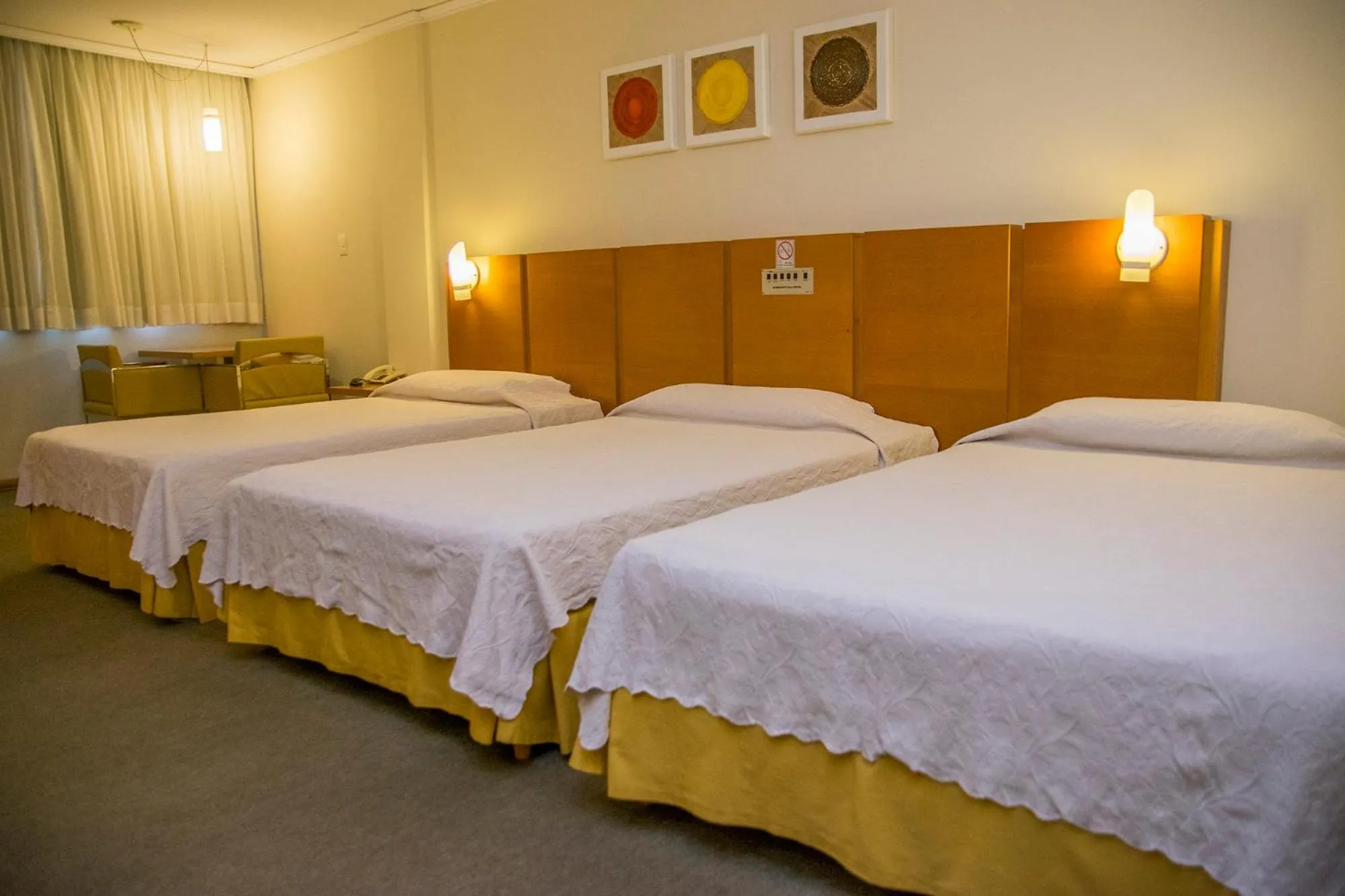 Bed in Barbur Plaza Hotel