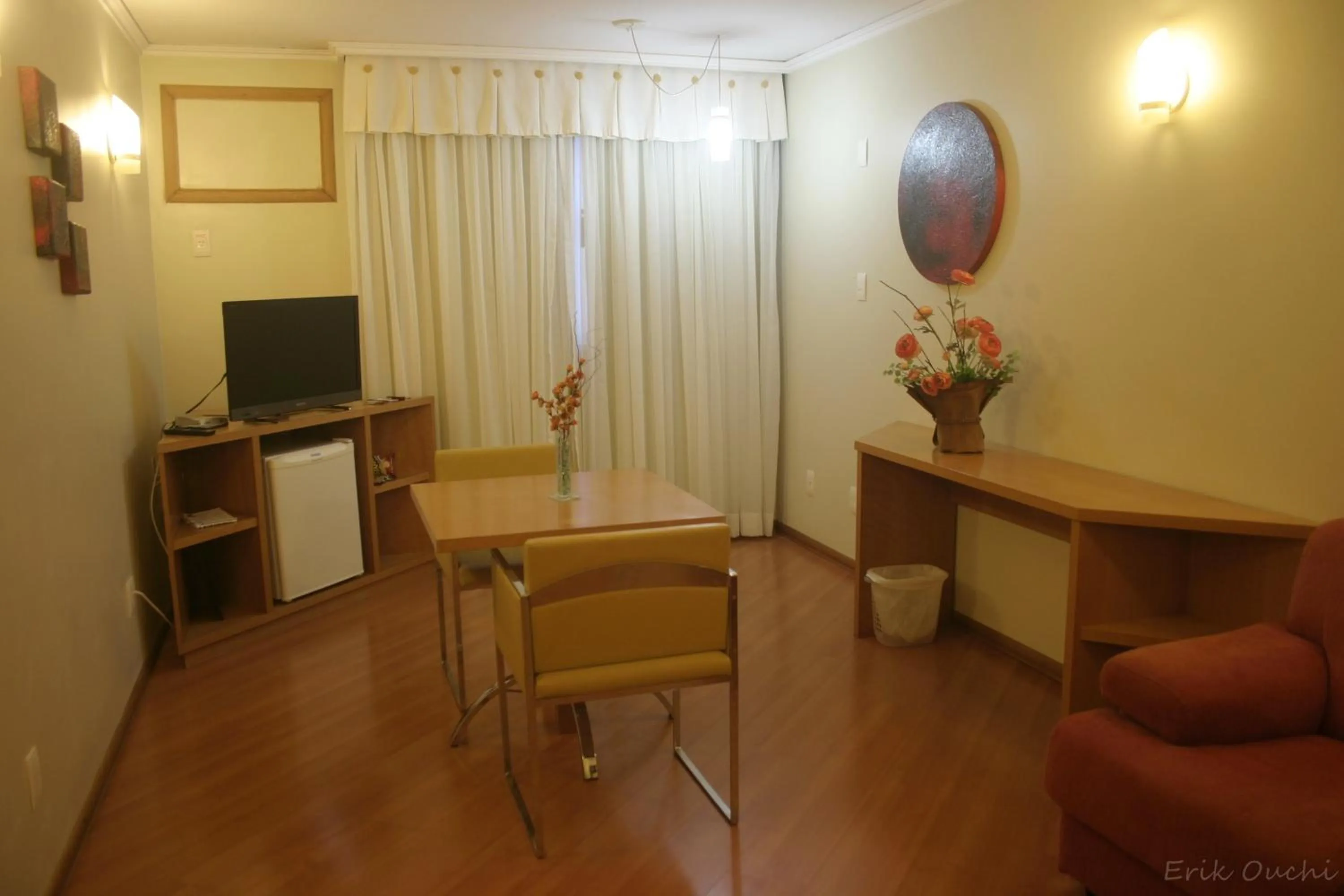 Living room in Barbur Plaza Hotel