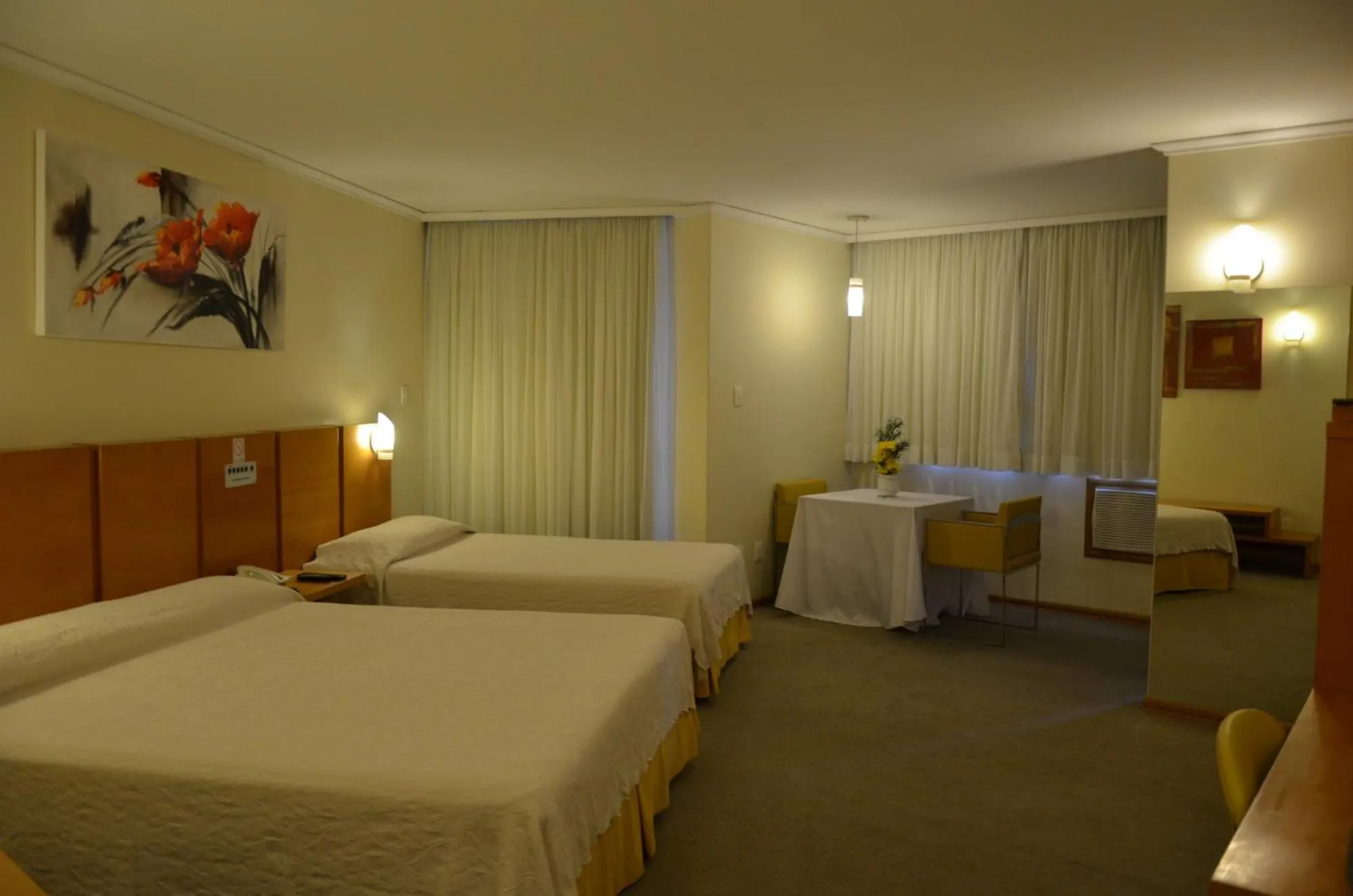 Bed in Barbur Plaza Hotel