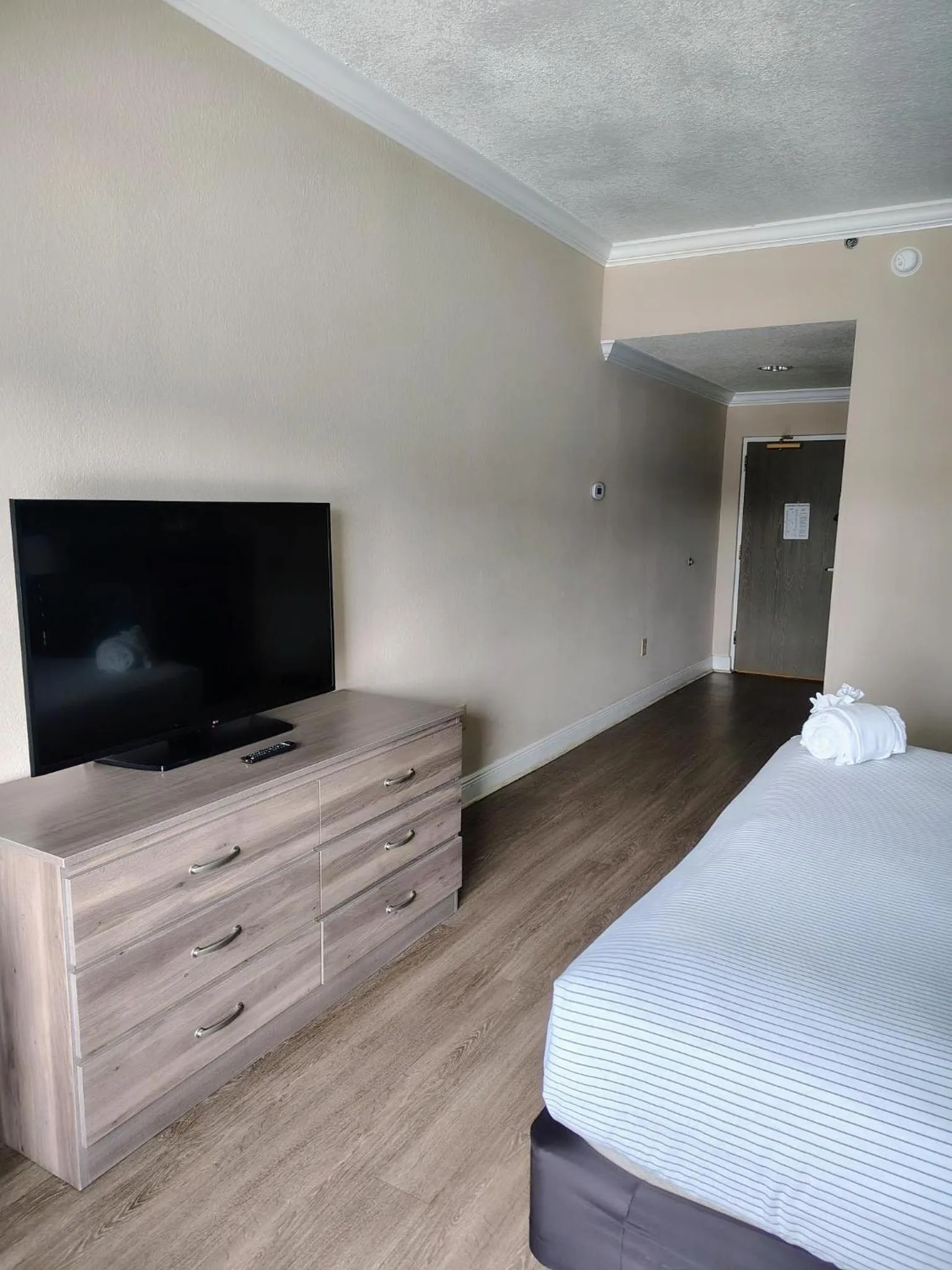 Bed in Amelia Hotel at the Beach