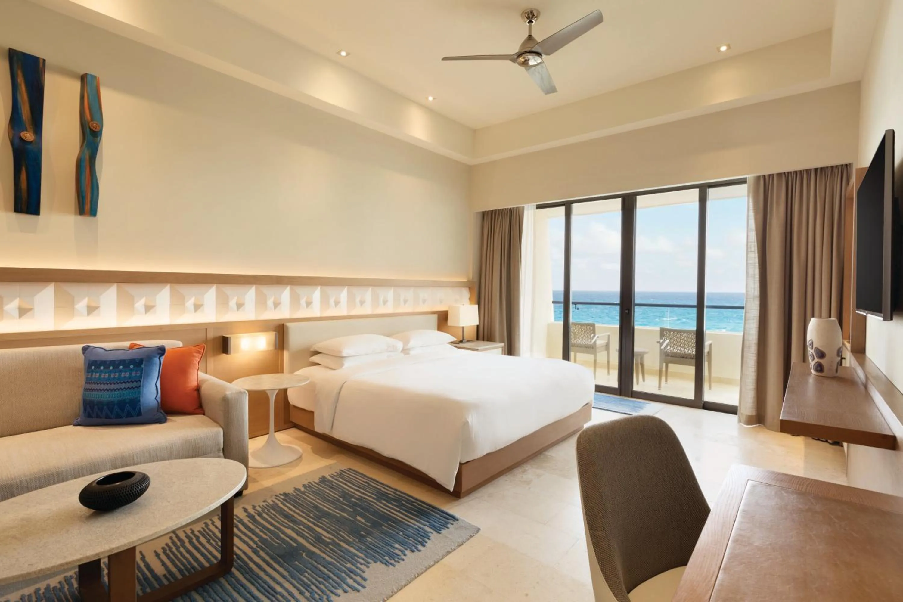 Bed in Hyatt Ziva Cancun All-Inclusive